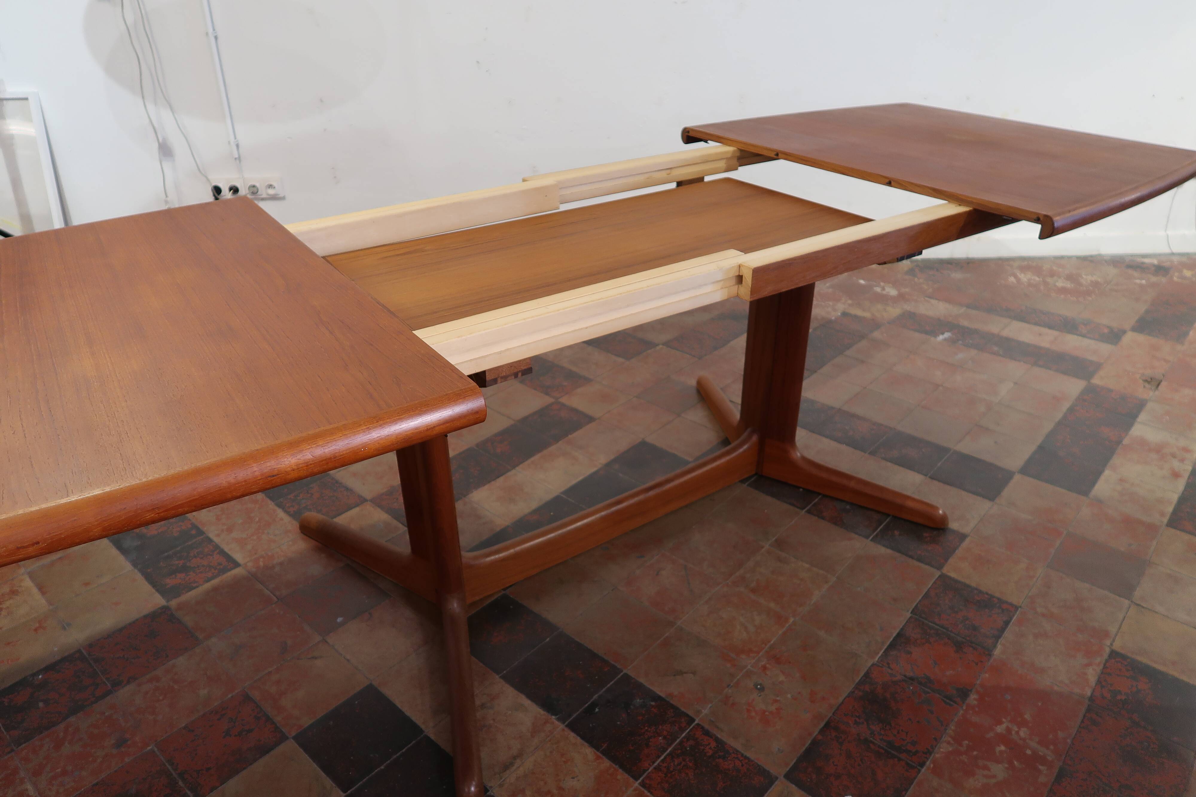 Table dining teak with extensions, Denmark 1960's