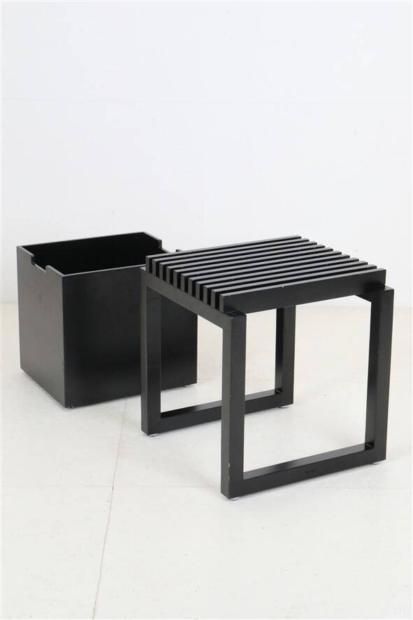 Black "Skagerak" / "Cutter" stool + box by Niels Hvass for Trip Trap / Fritz Hansen