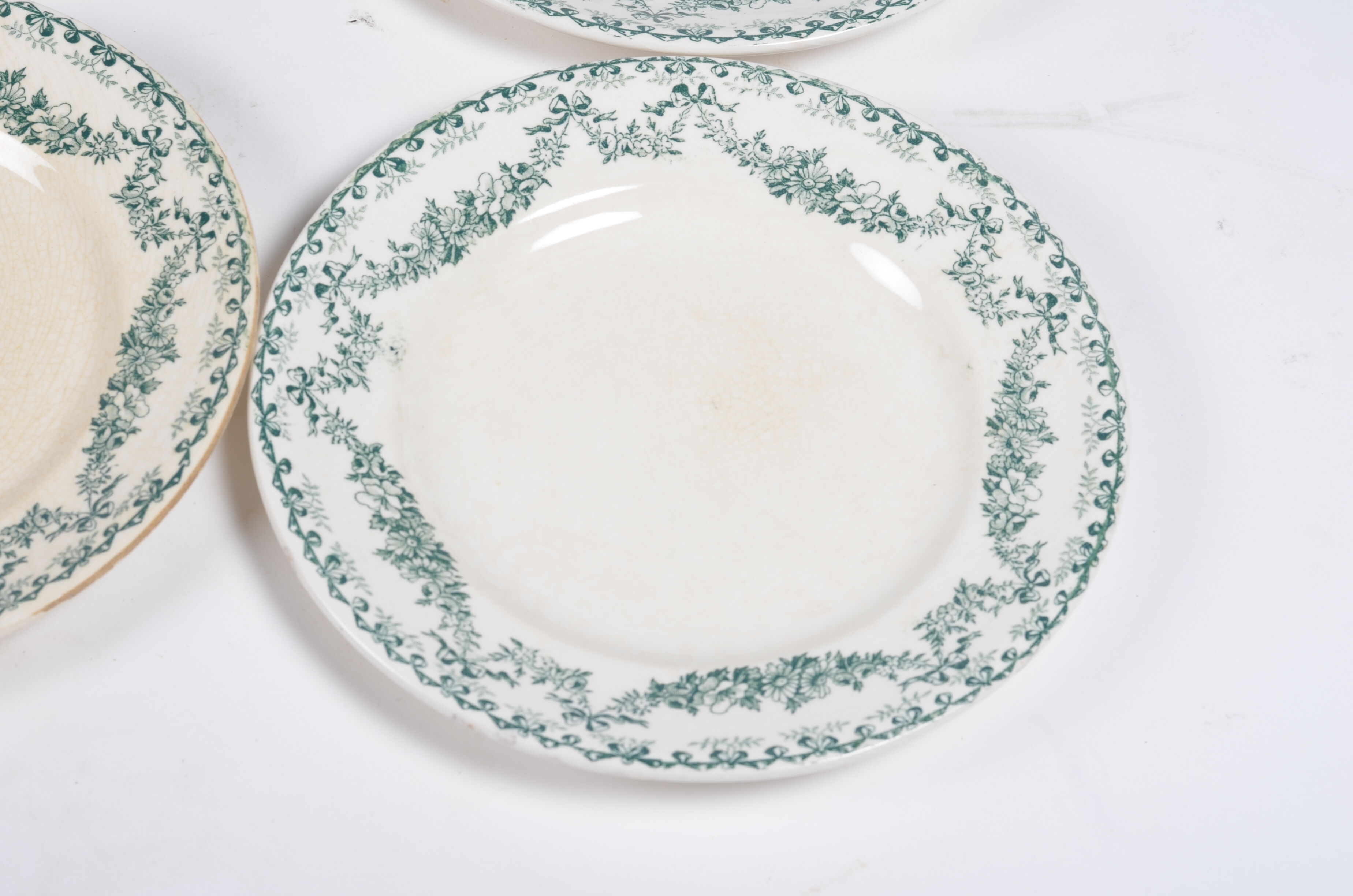 Longwy dessert plates