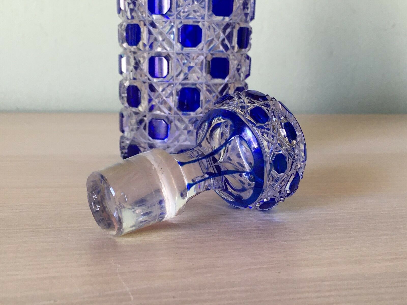 Baccarat crystal bottle model diamonds stoned blue