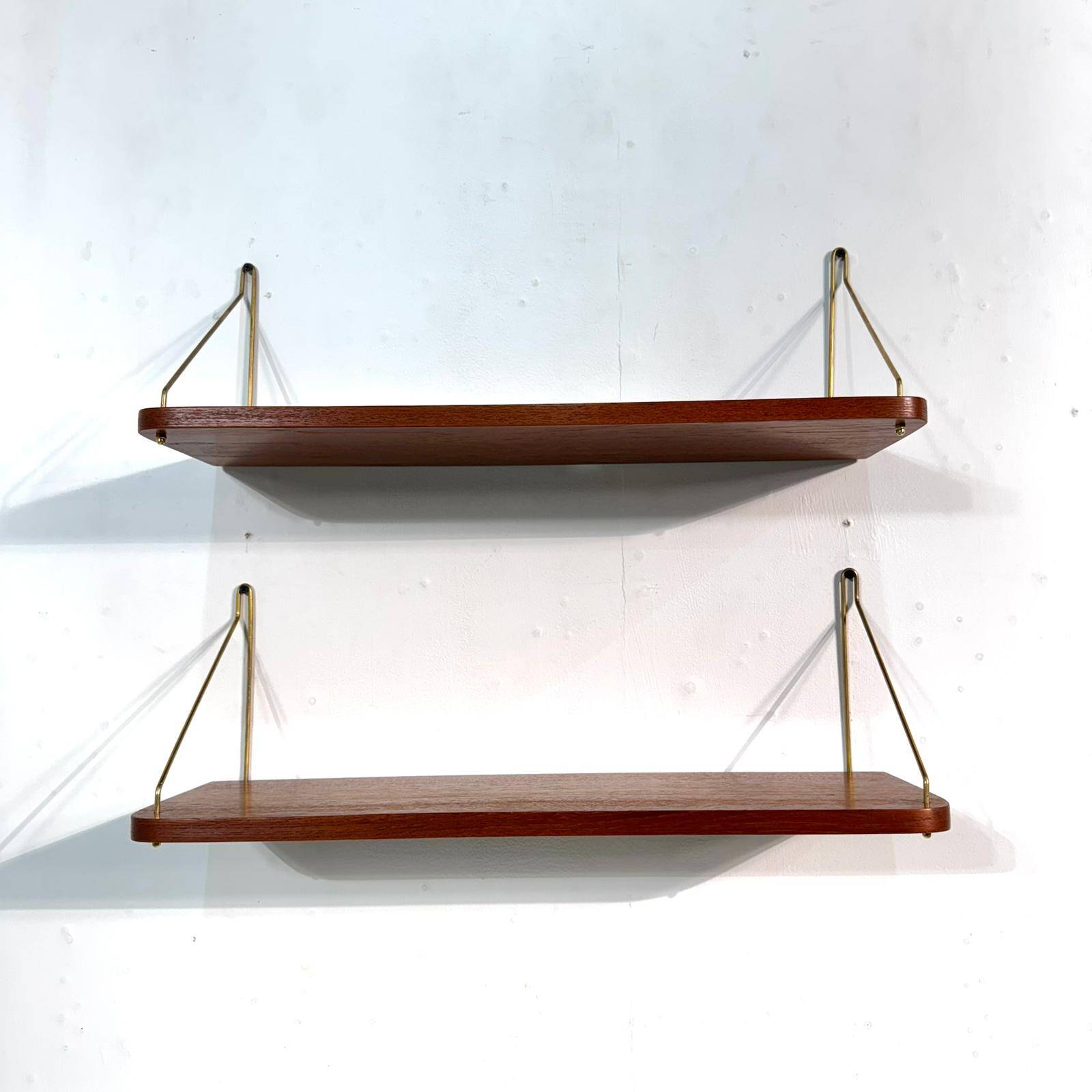 Set of two floating shelves, Danmark, 1960s