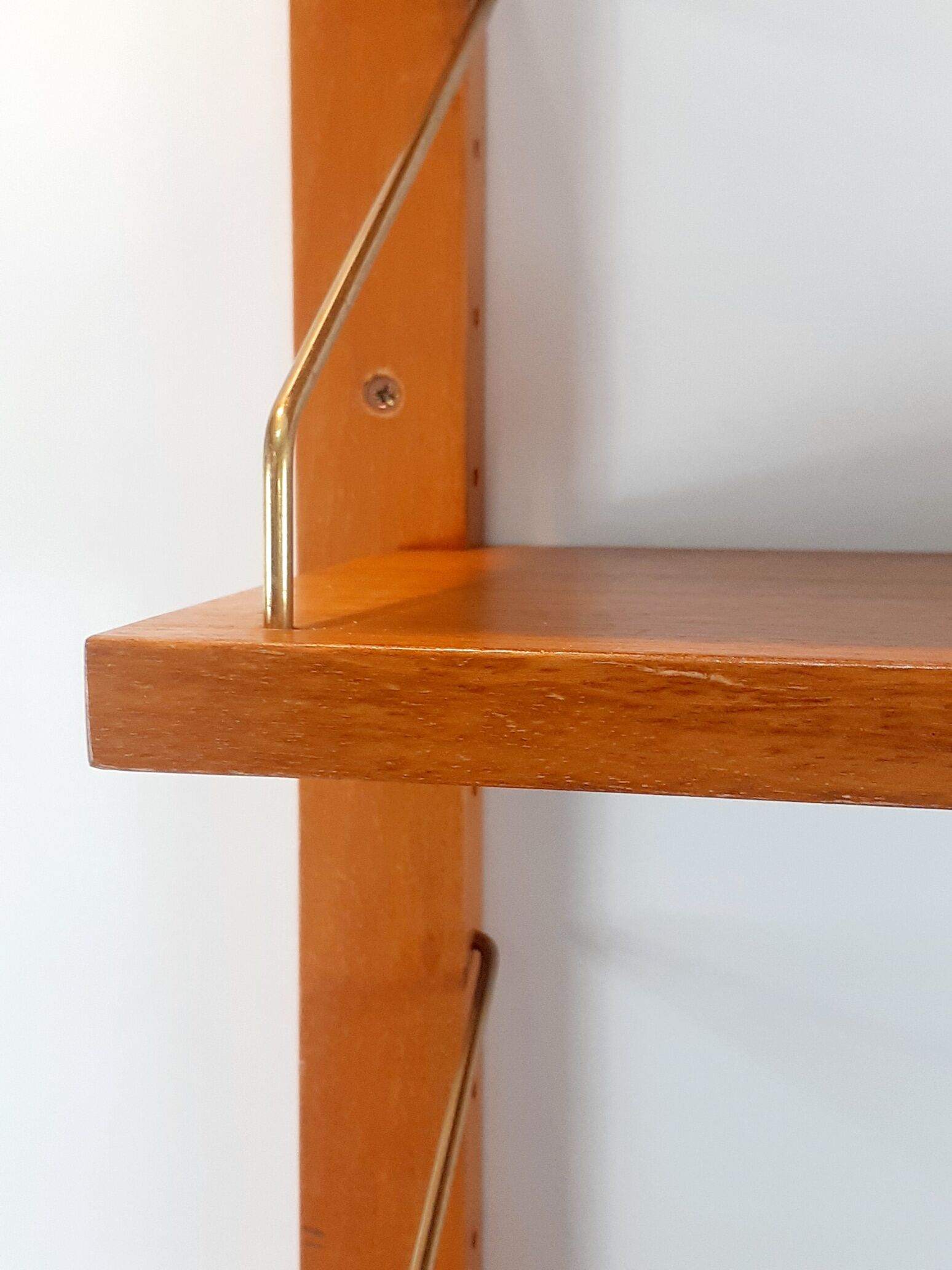 Norwegian teak shelf model Rival by Brødrene Jåtog Møbelfabrikk, 1960s