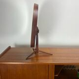 Tripod mirror