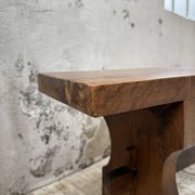 Paire de bancs noyer 1900