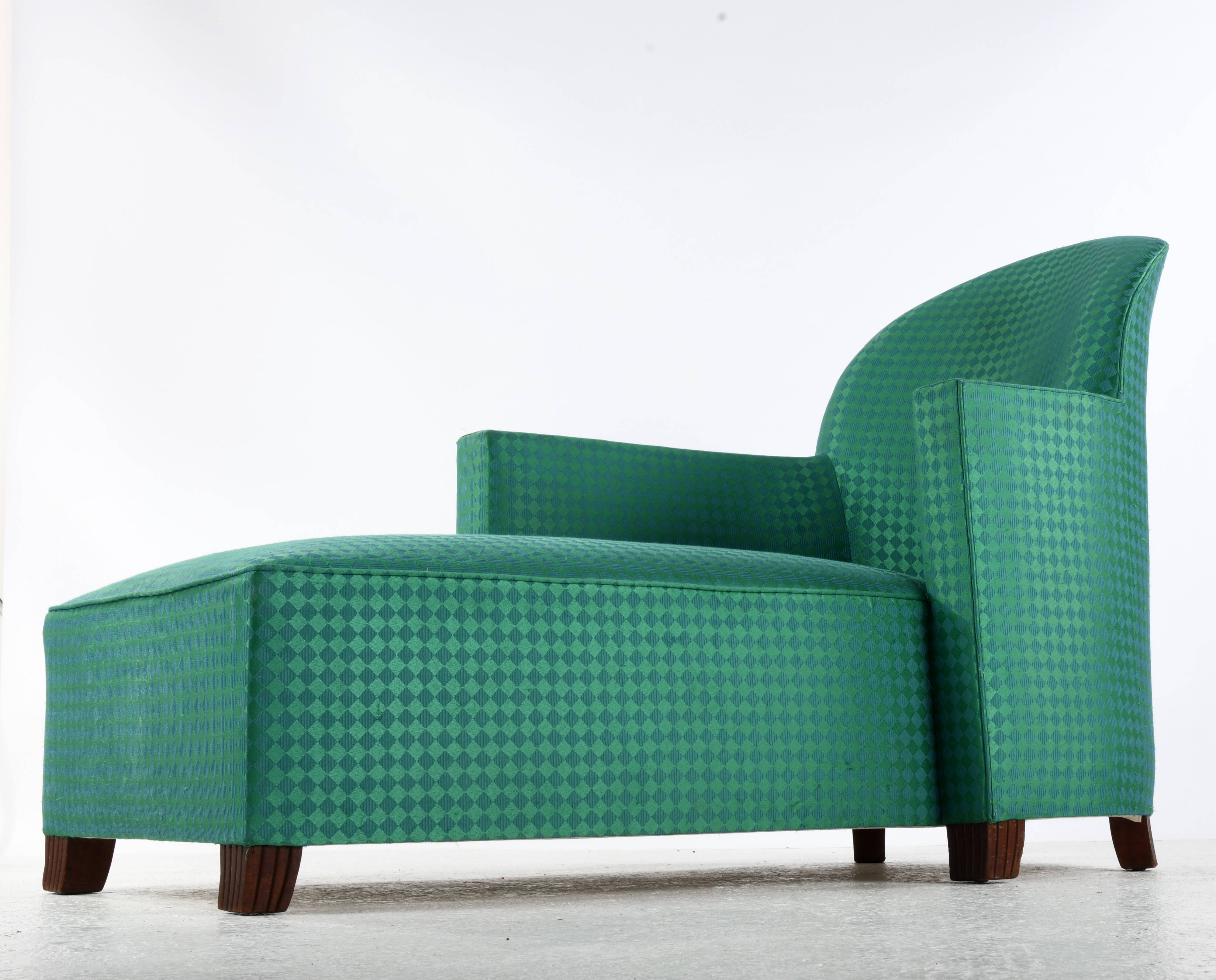 Asymmetrical Art Deco style chaise longue