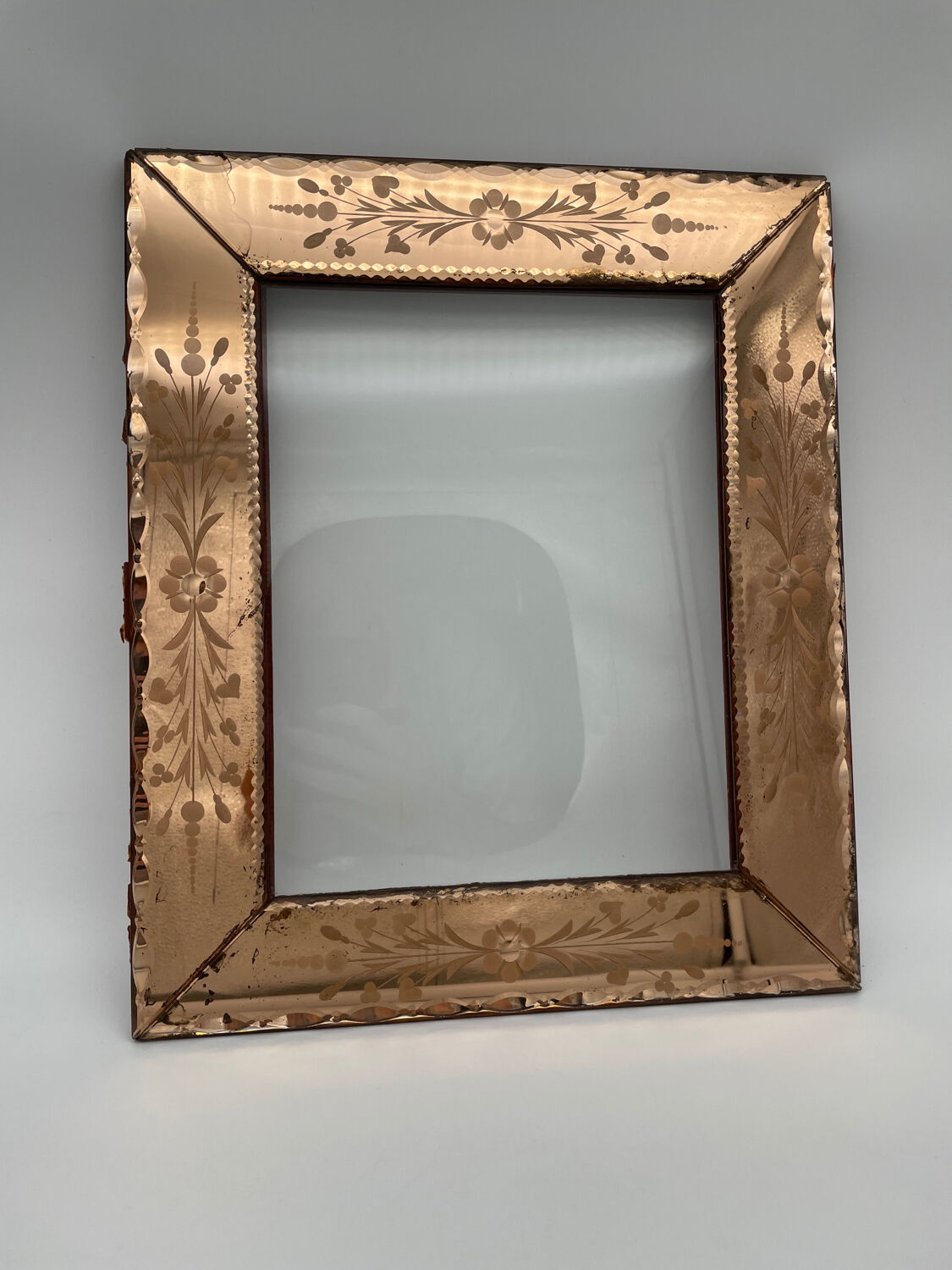 Venetian frame in engraved and bevelled pink glass, flowers, floral, 1950