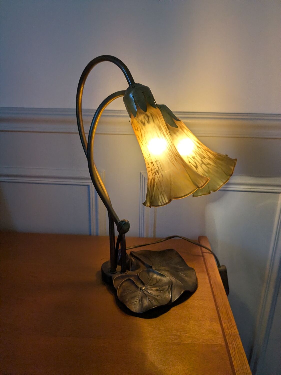 Art Deco style lamp