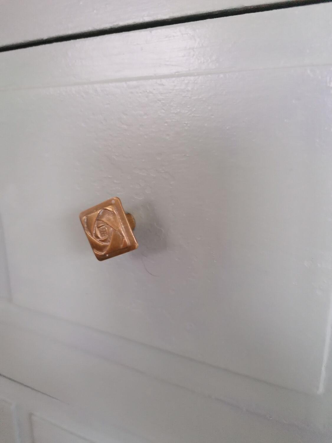 Art Deco chest of drawers