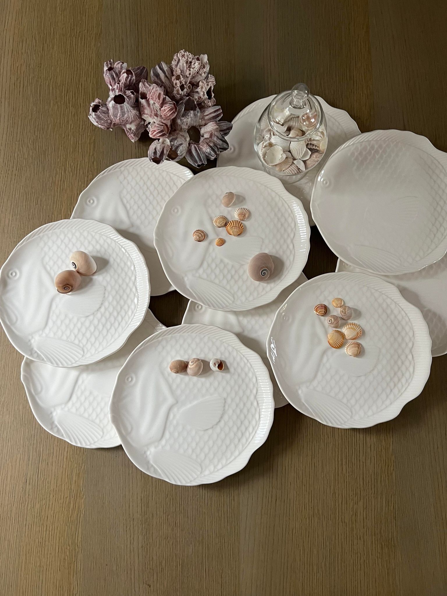 10 Vintage fish-shaped flat plates