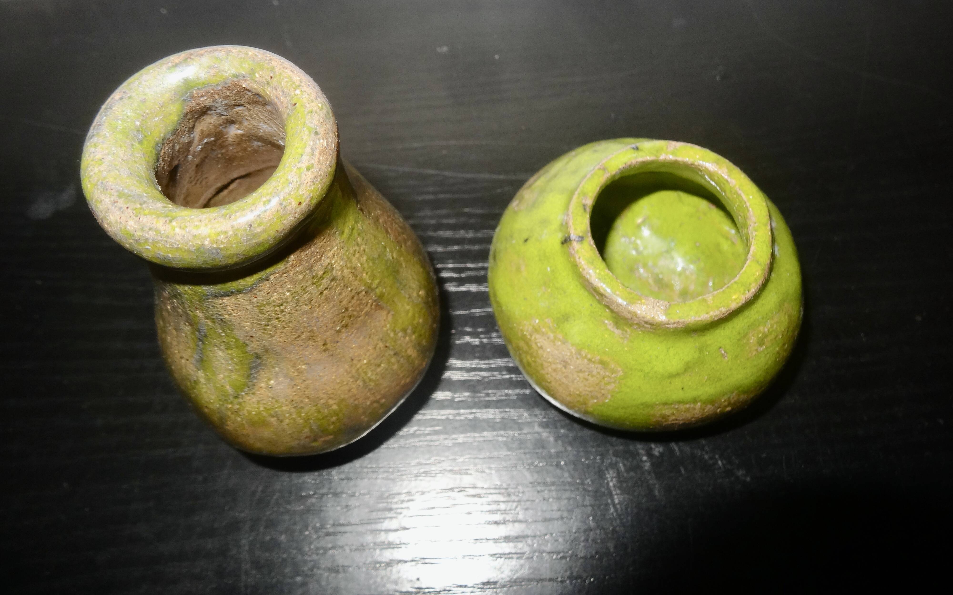 Small glaze ceramic vases