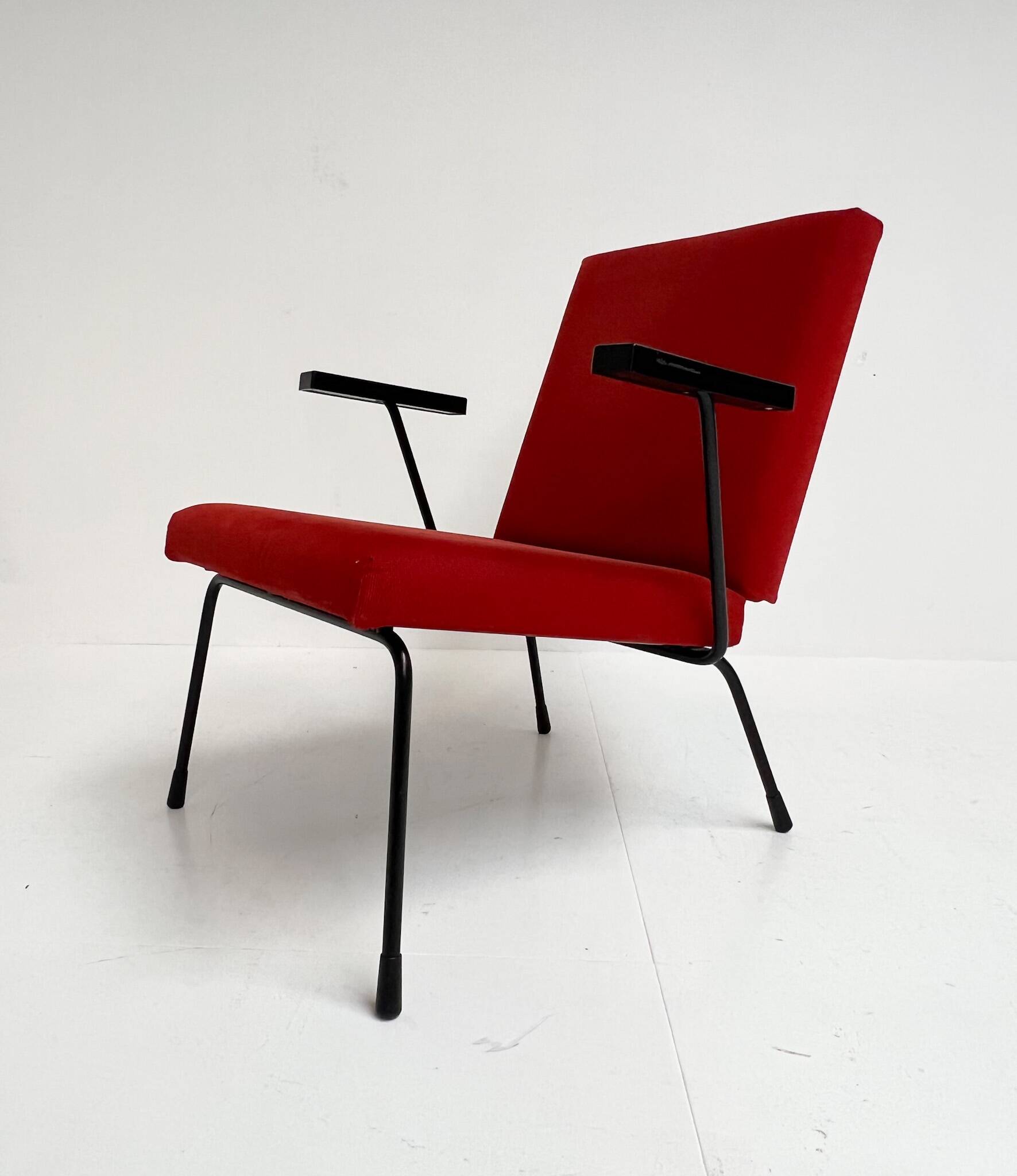 Gispen 1407 armchair by Wim Rietveld, 1954
