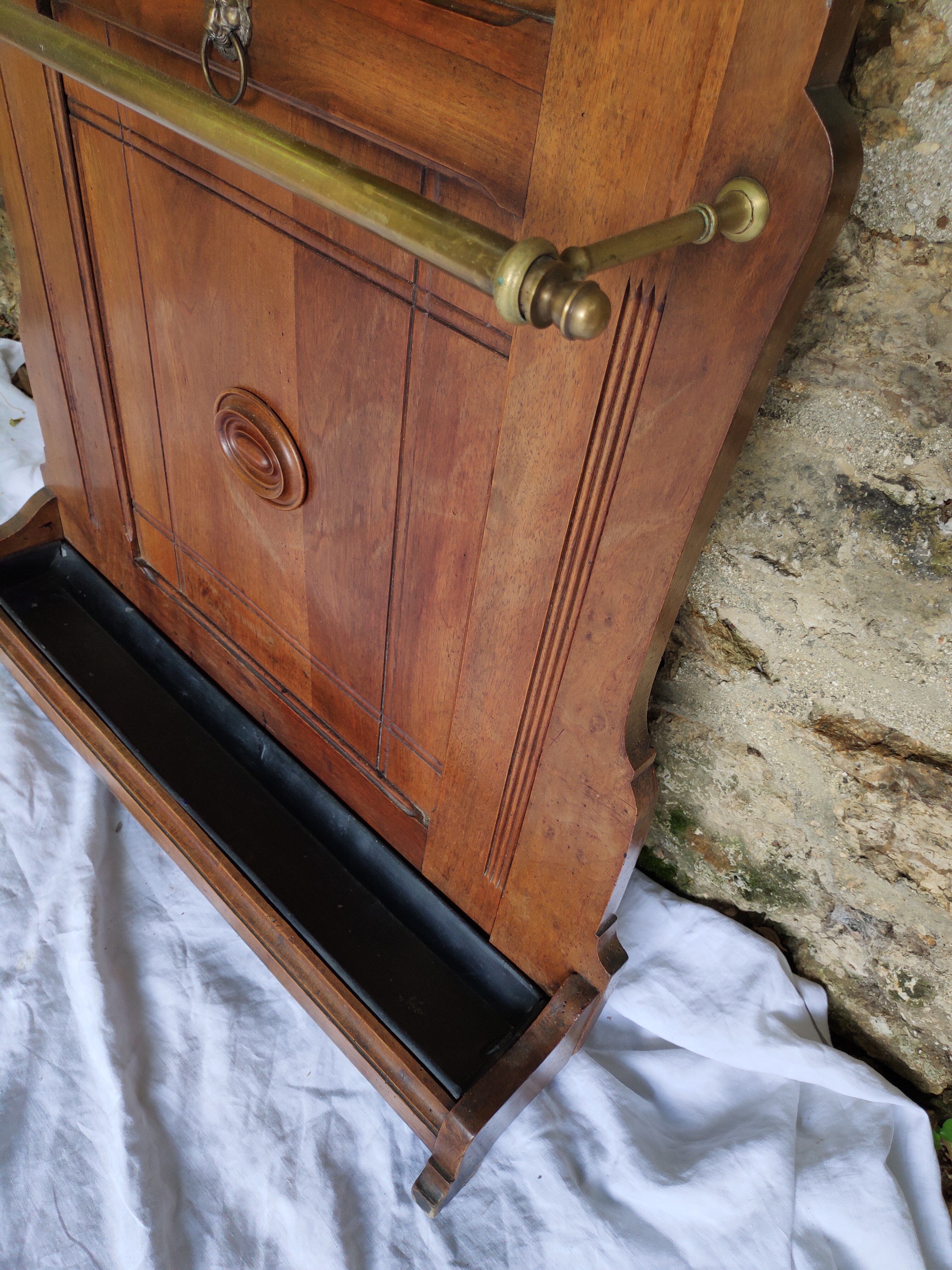 Vintage wardrobe door canna