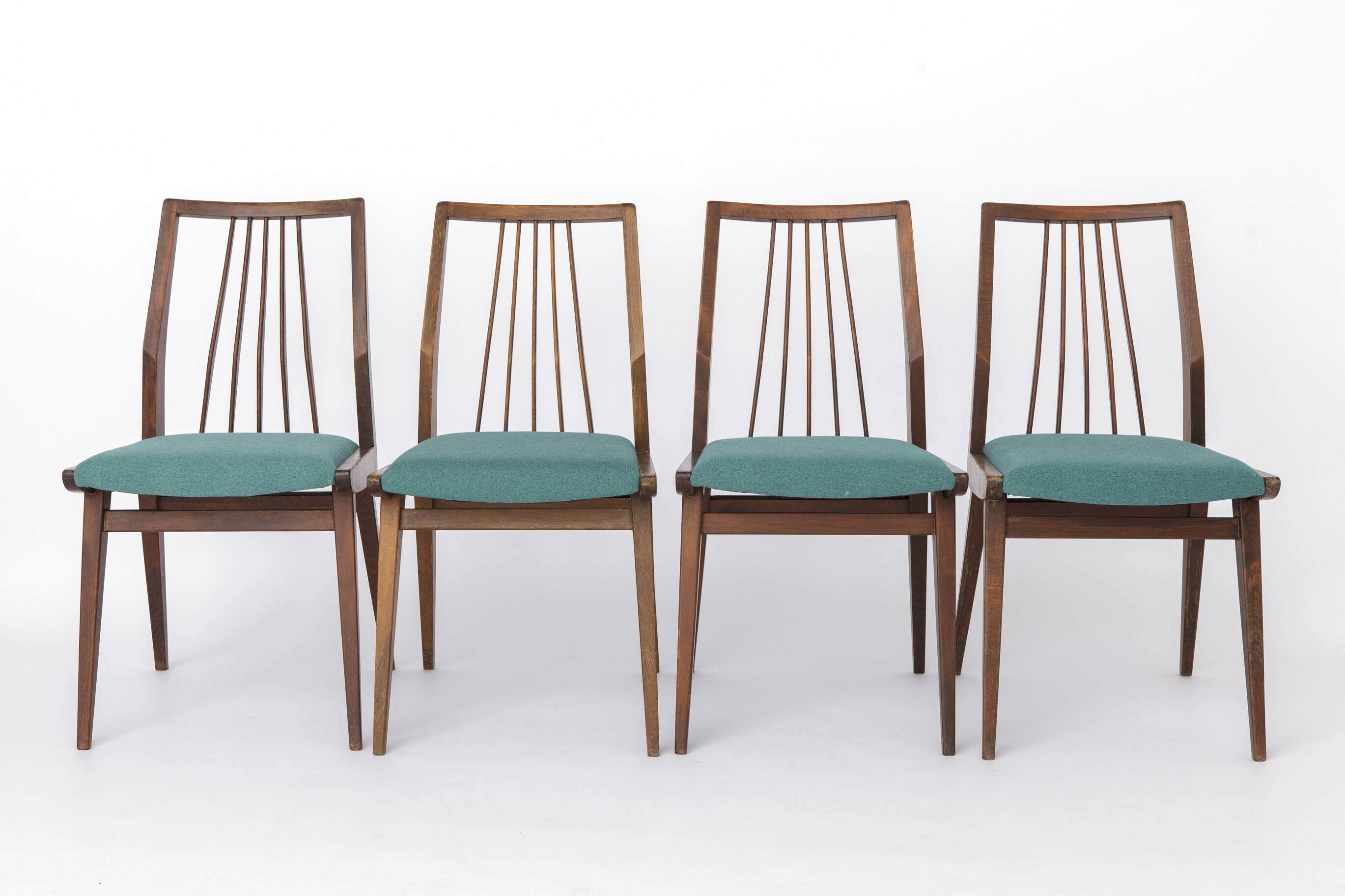 Ensemble de 4 chaises de salle à manger Casala, Allemagne années 1960, chaises en hêtre de style mid-century.