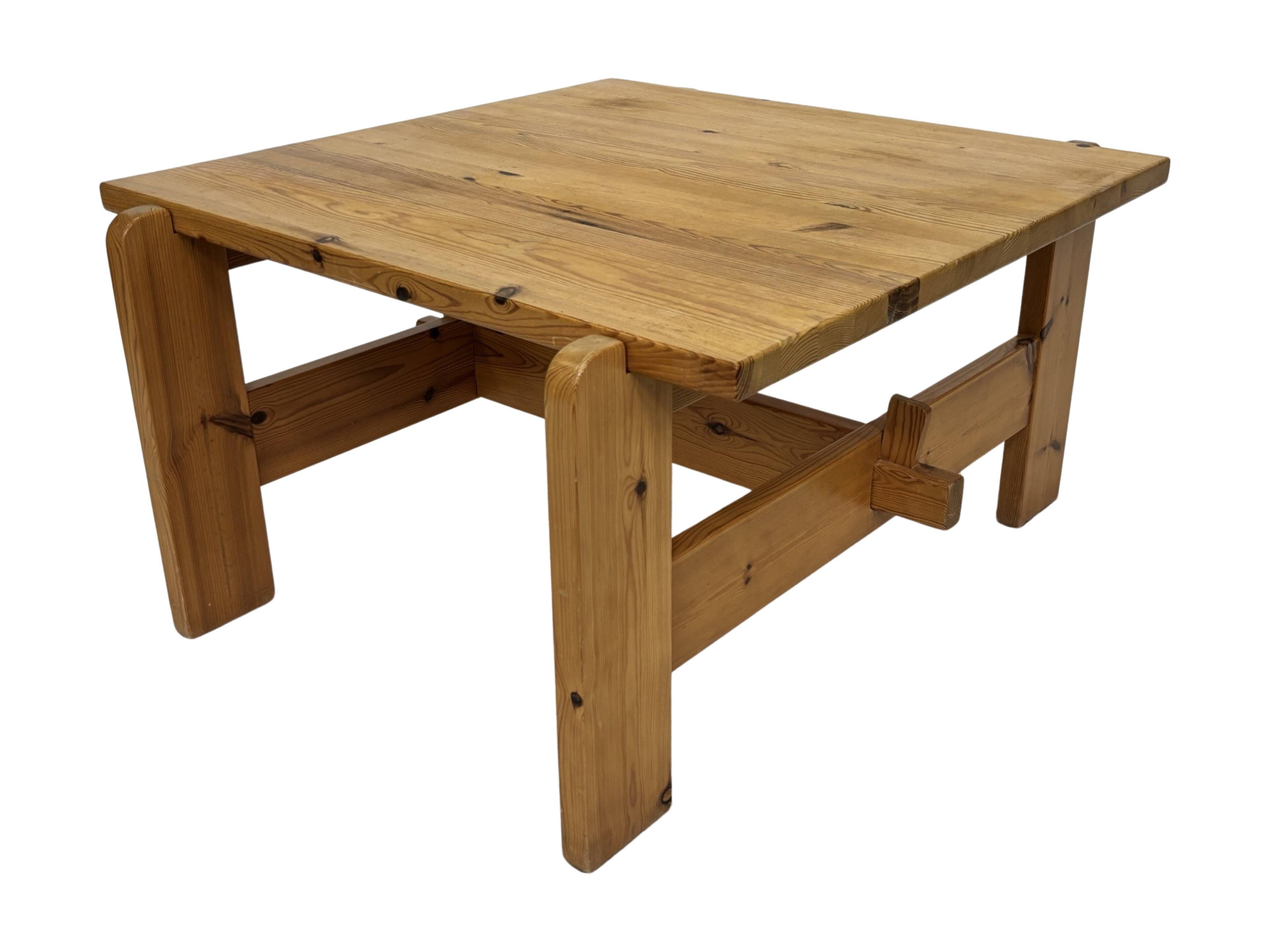 Vintage coffee table pinewood minimalist 1970s design