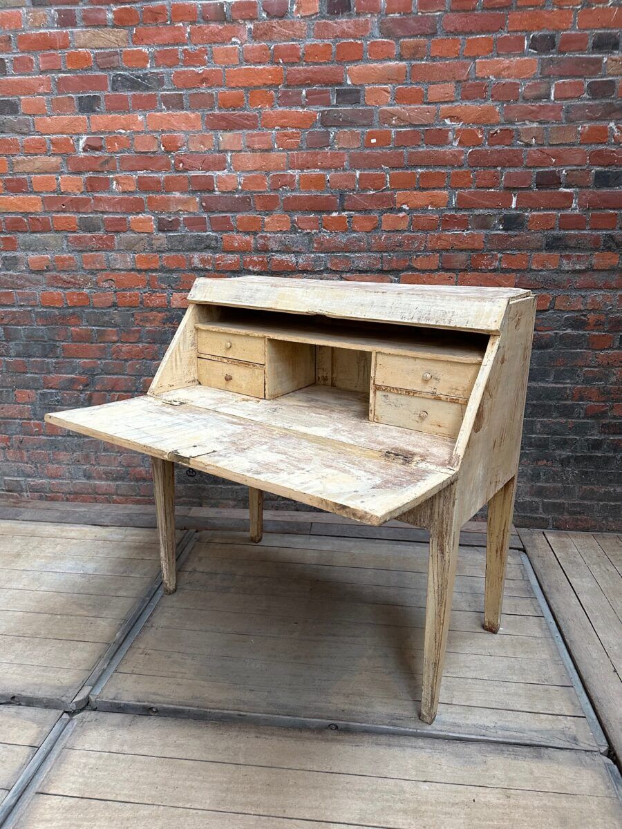 Secretary, late 19th century