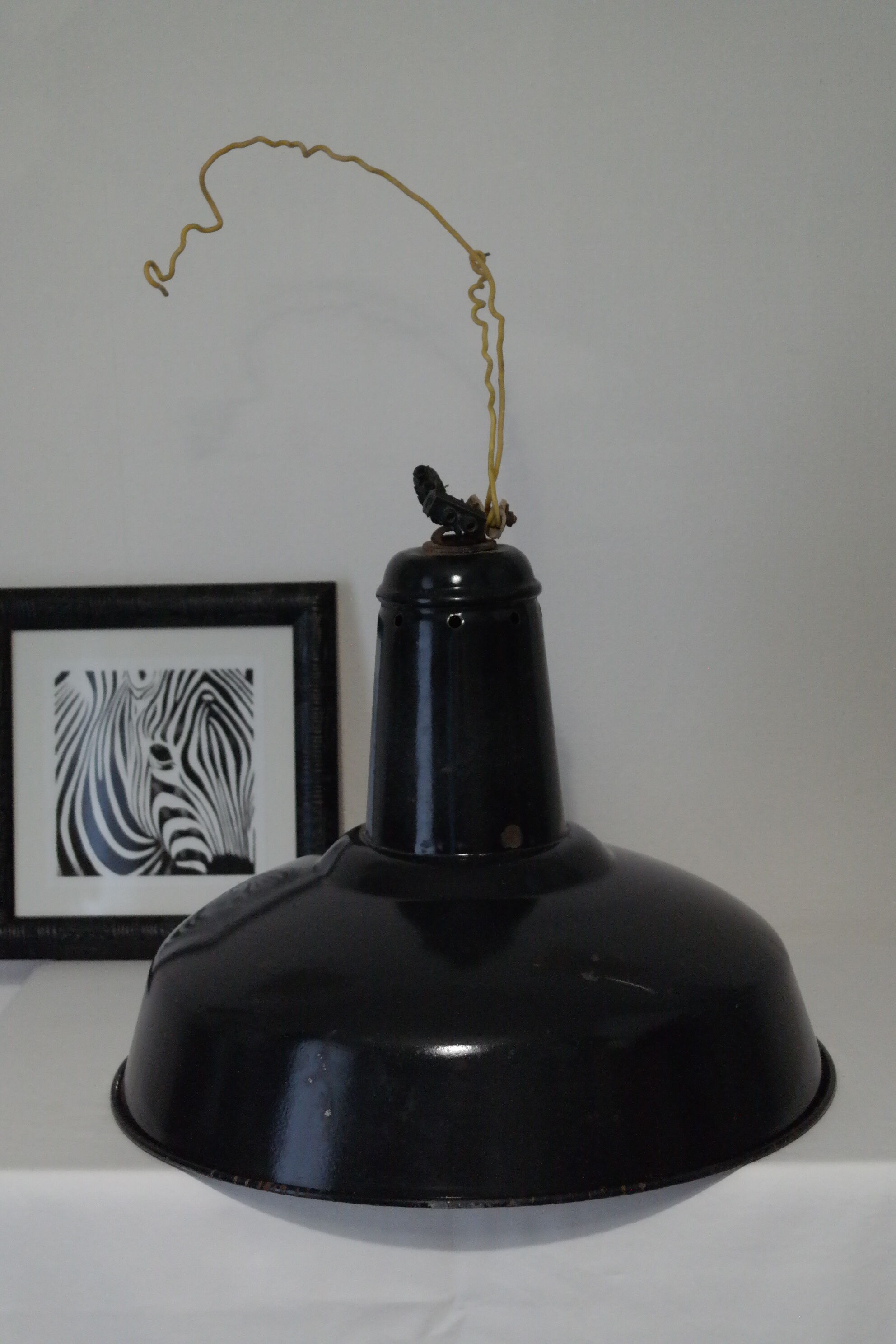 Industrial black bowl suspension