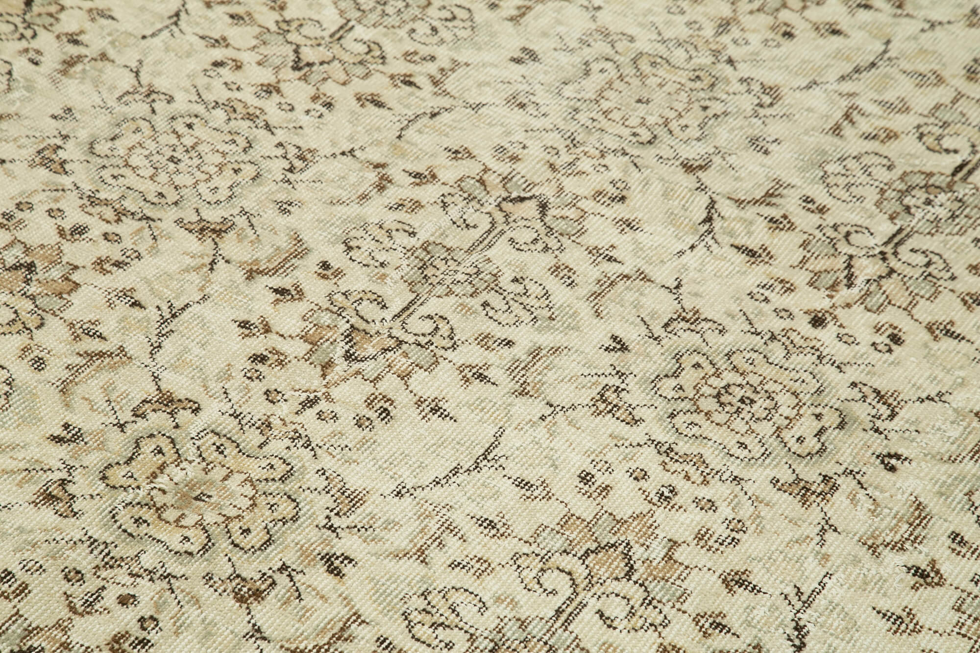 Hand-knotted one-of-a-kind turkish beige rug 172 cm x 263 cm