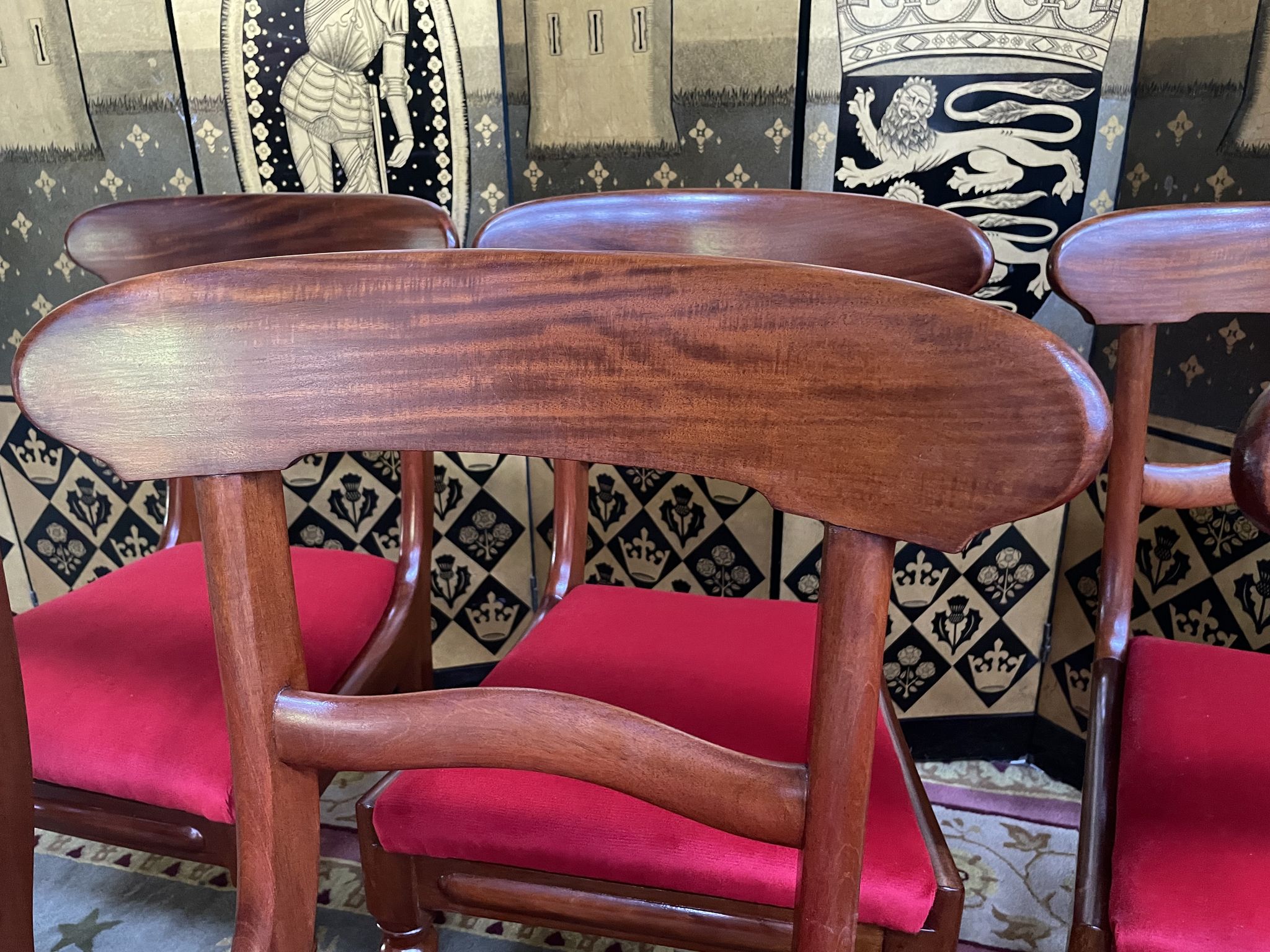 Suite of 6 english mahogany chairs 19th restored