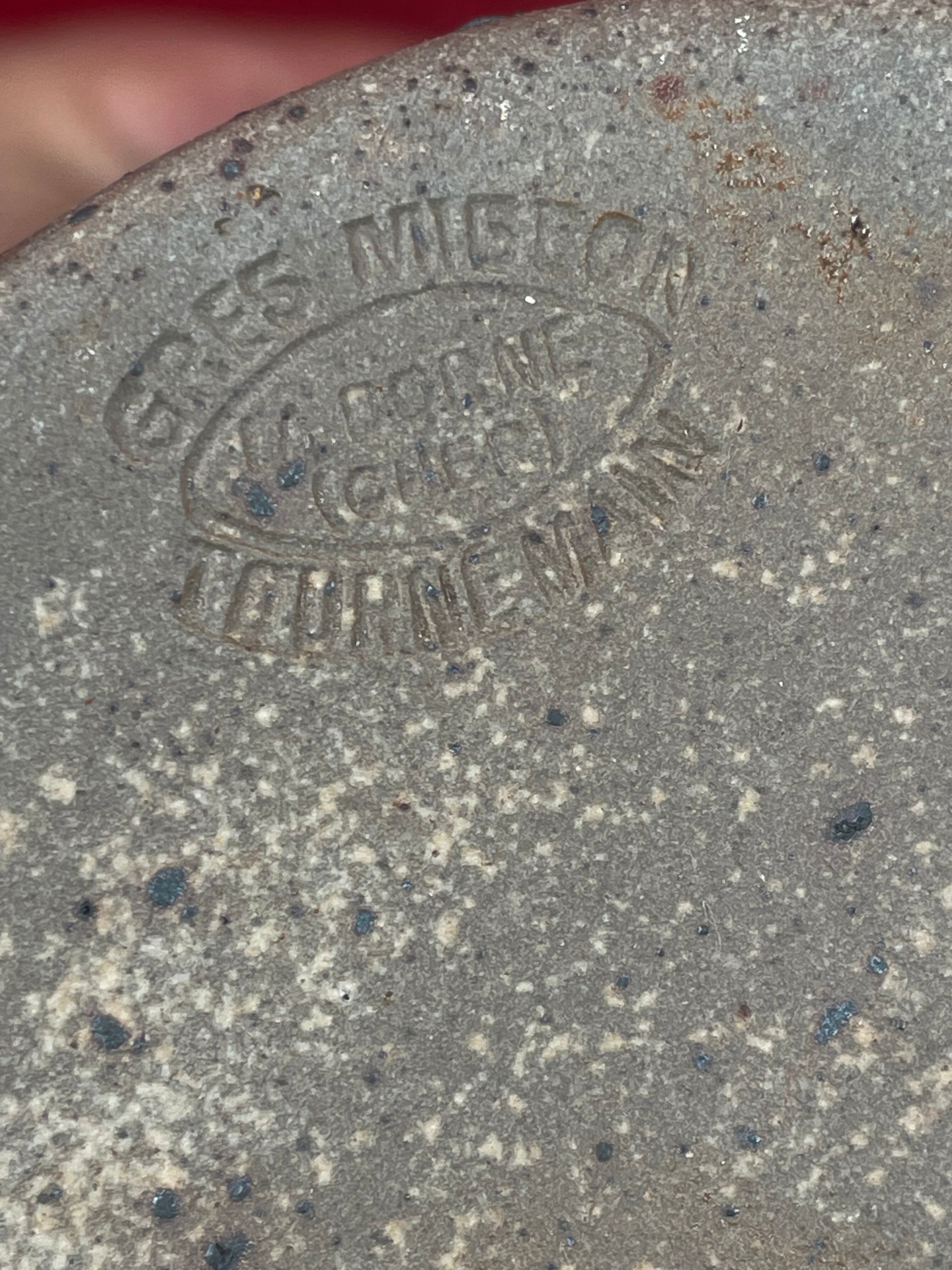 Sandstone pitcher de Migeon Bourges Cher La Borne