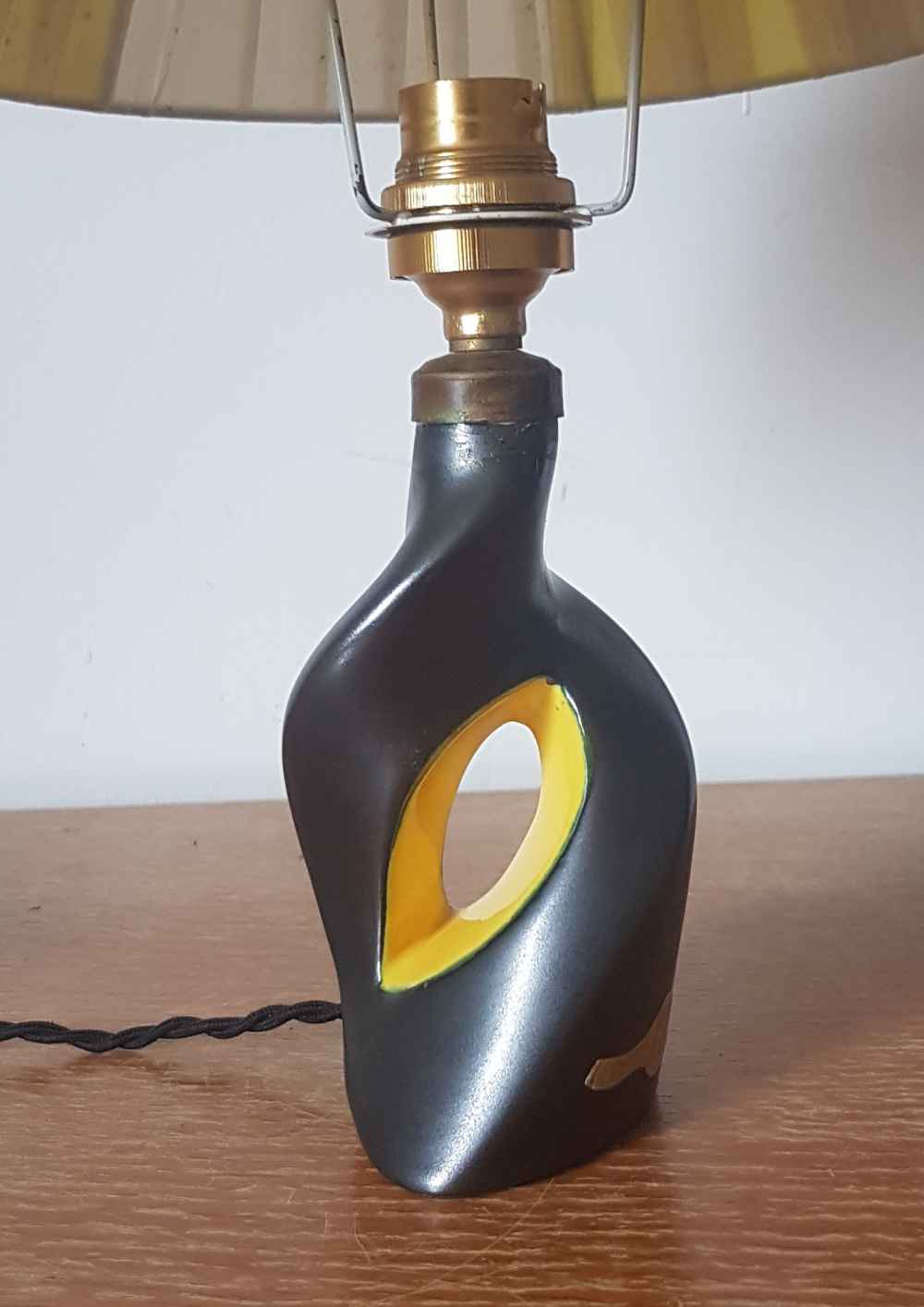 Bordeaux art ceramic lamp