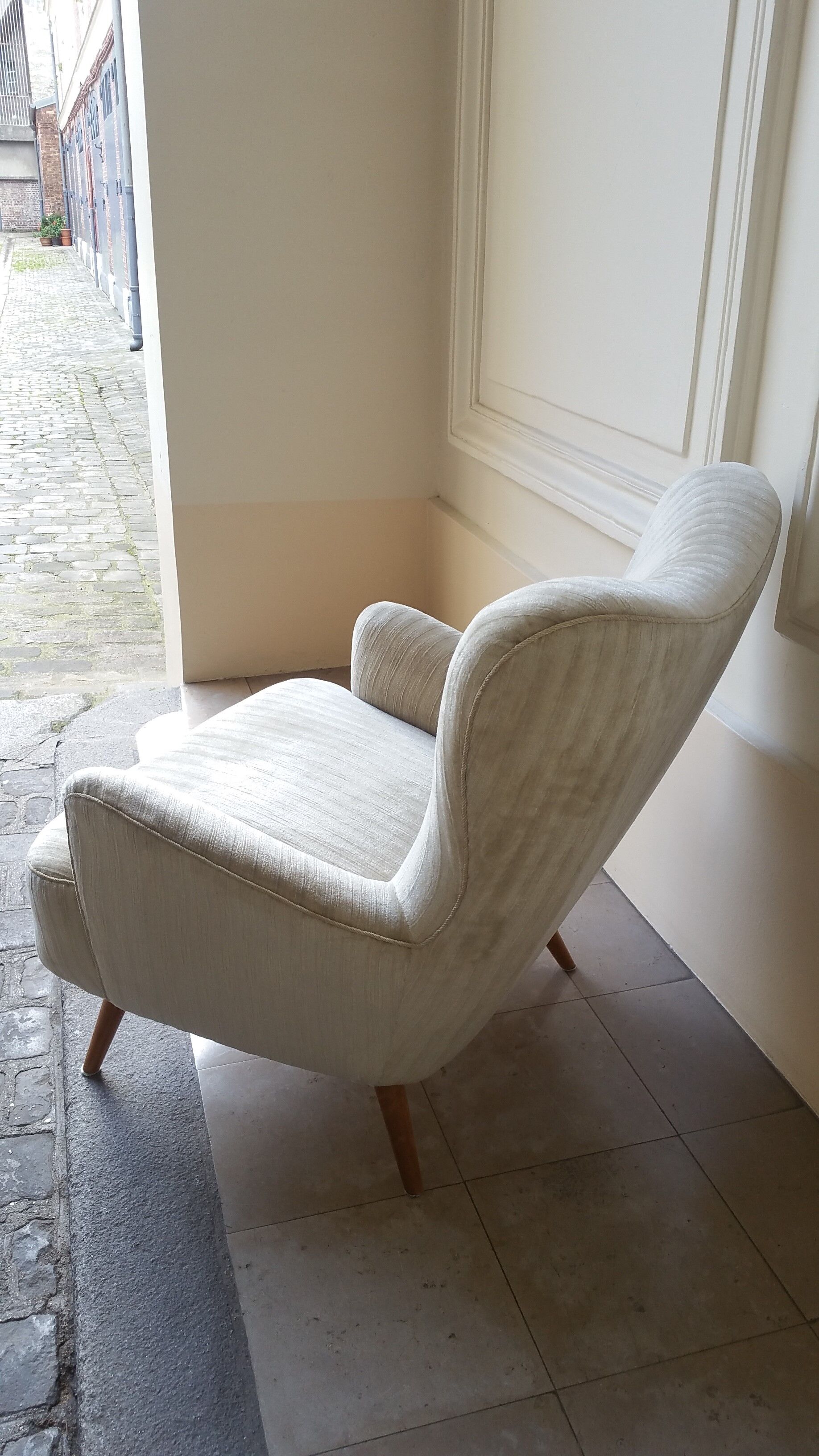 Organic wingback chairs in the 50-60s vintage armchair