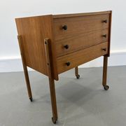 Travailleuse en bois collection de cornes années 1960 scandinaves