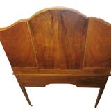 Dressing table with a triptych mirror