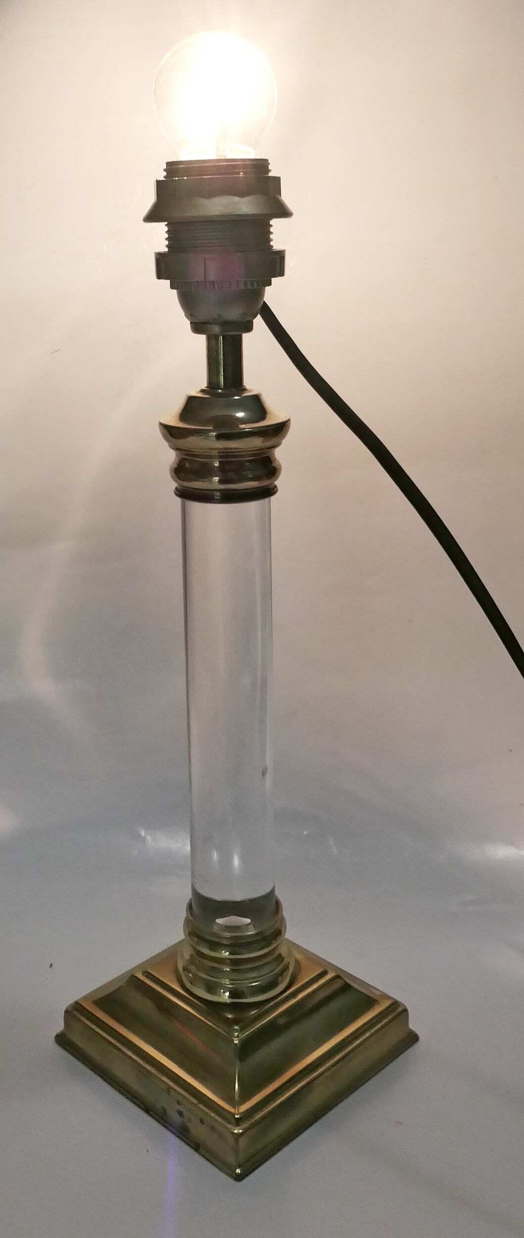 Pied de lampe Maison "Le Dauphin" France