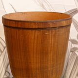 Terracotta pot cache, imitation wood