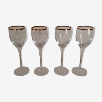 Série de 4 verres à vin en cristal d’Arques