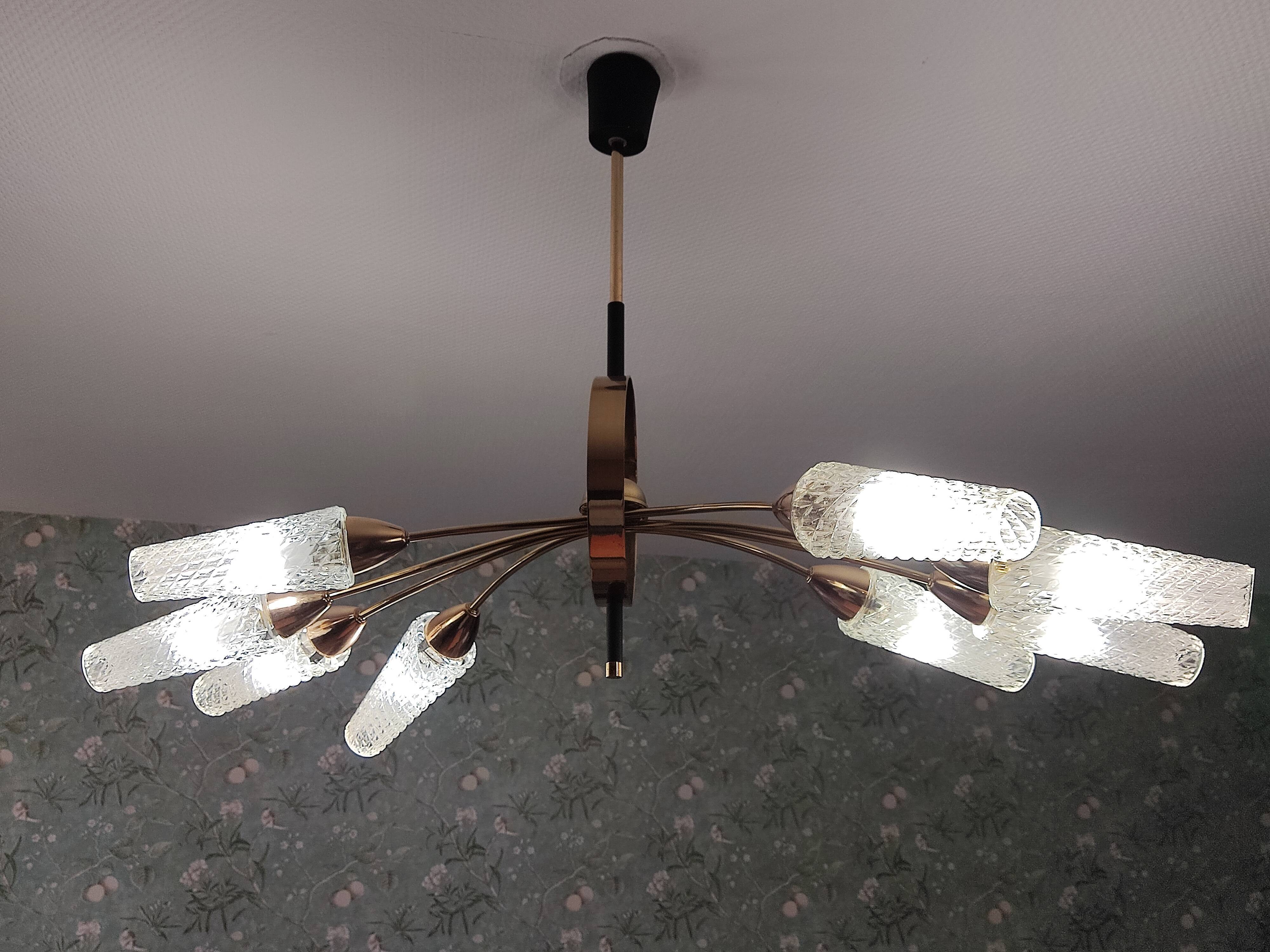 Arlus 8-light chandelier