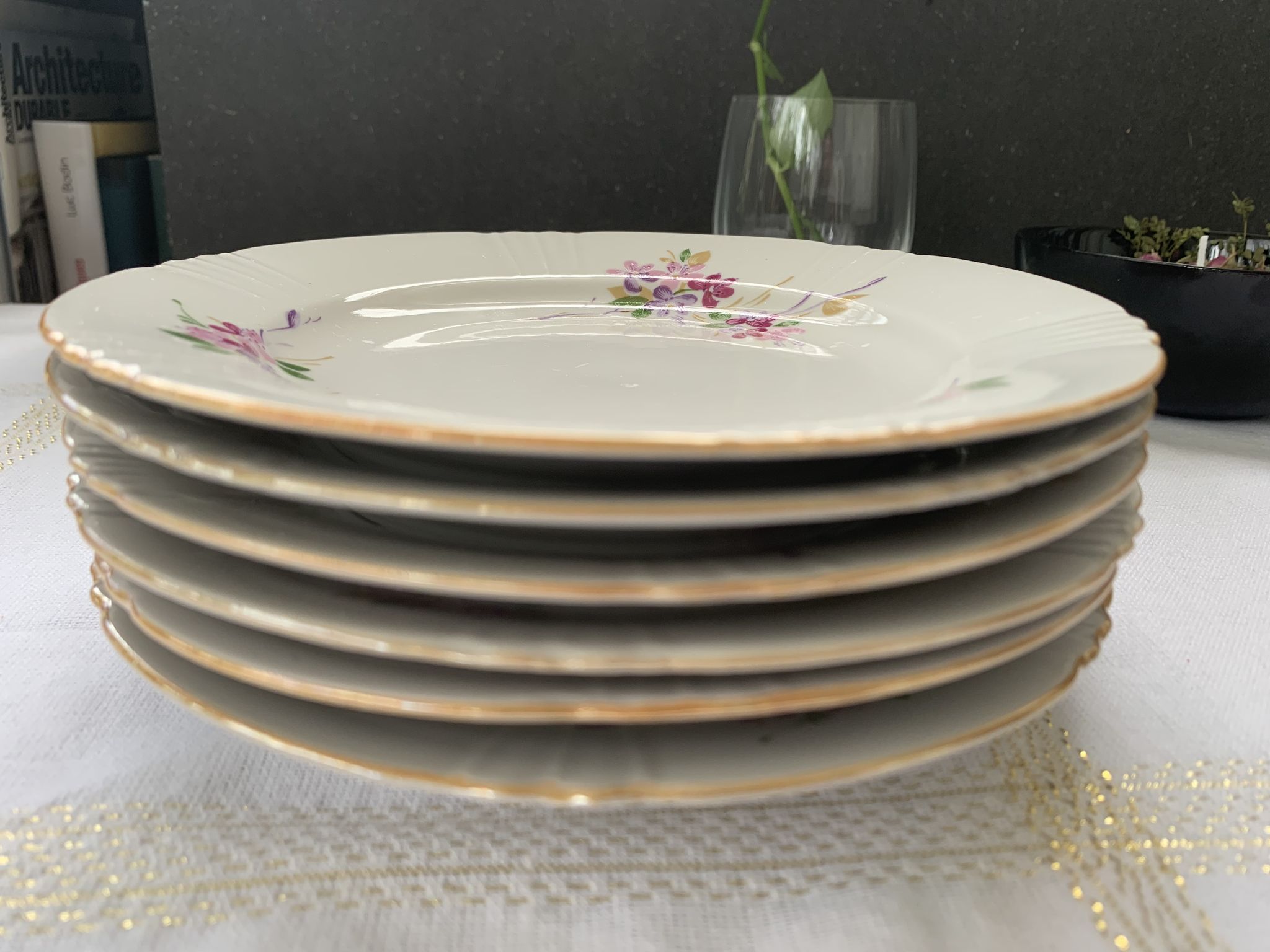 Set of 5 porcelain dessert plates pink and purple flowers