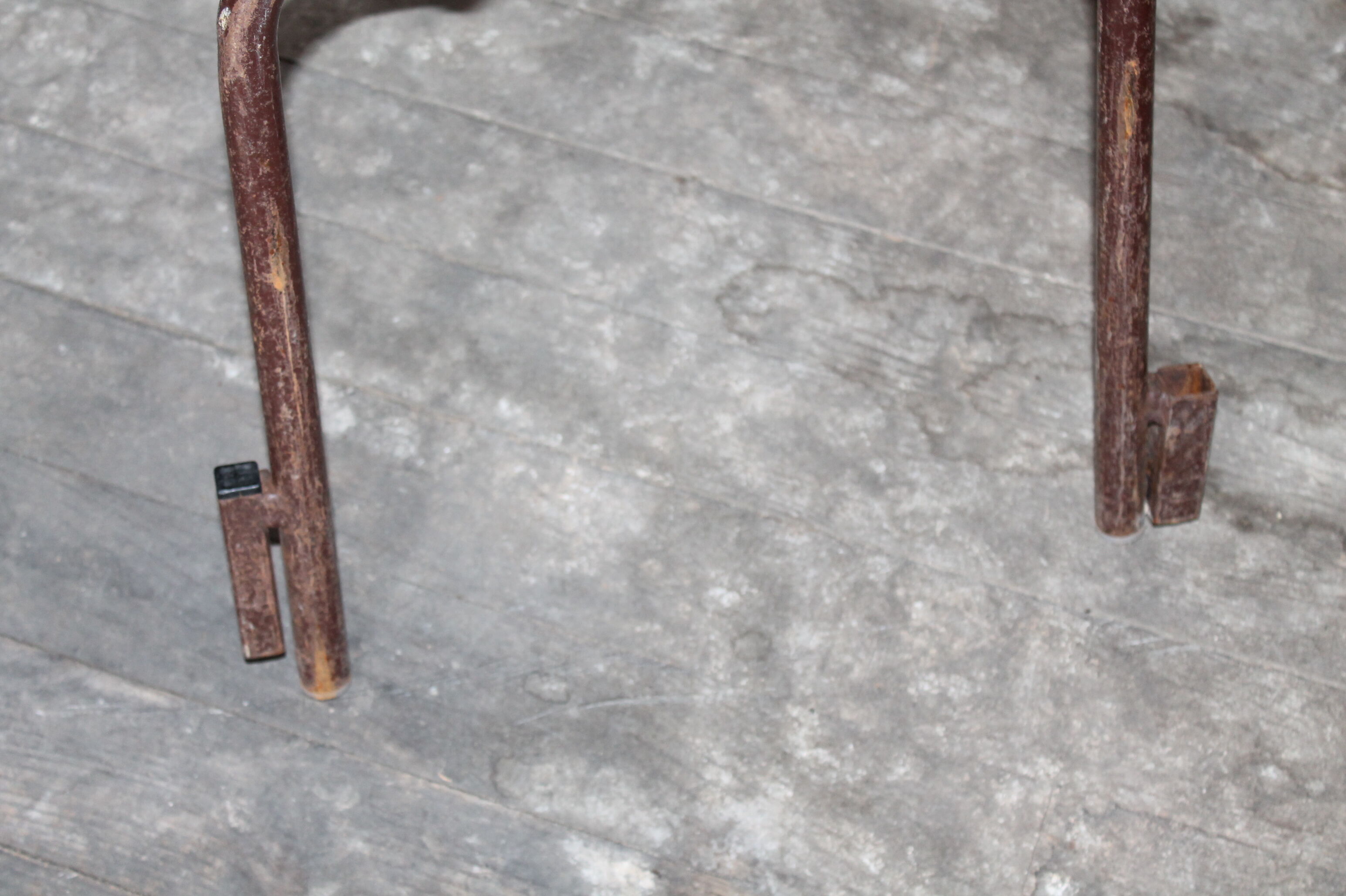 Lot of 34 Mullca chairs 511