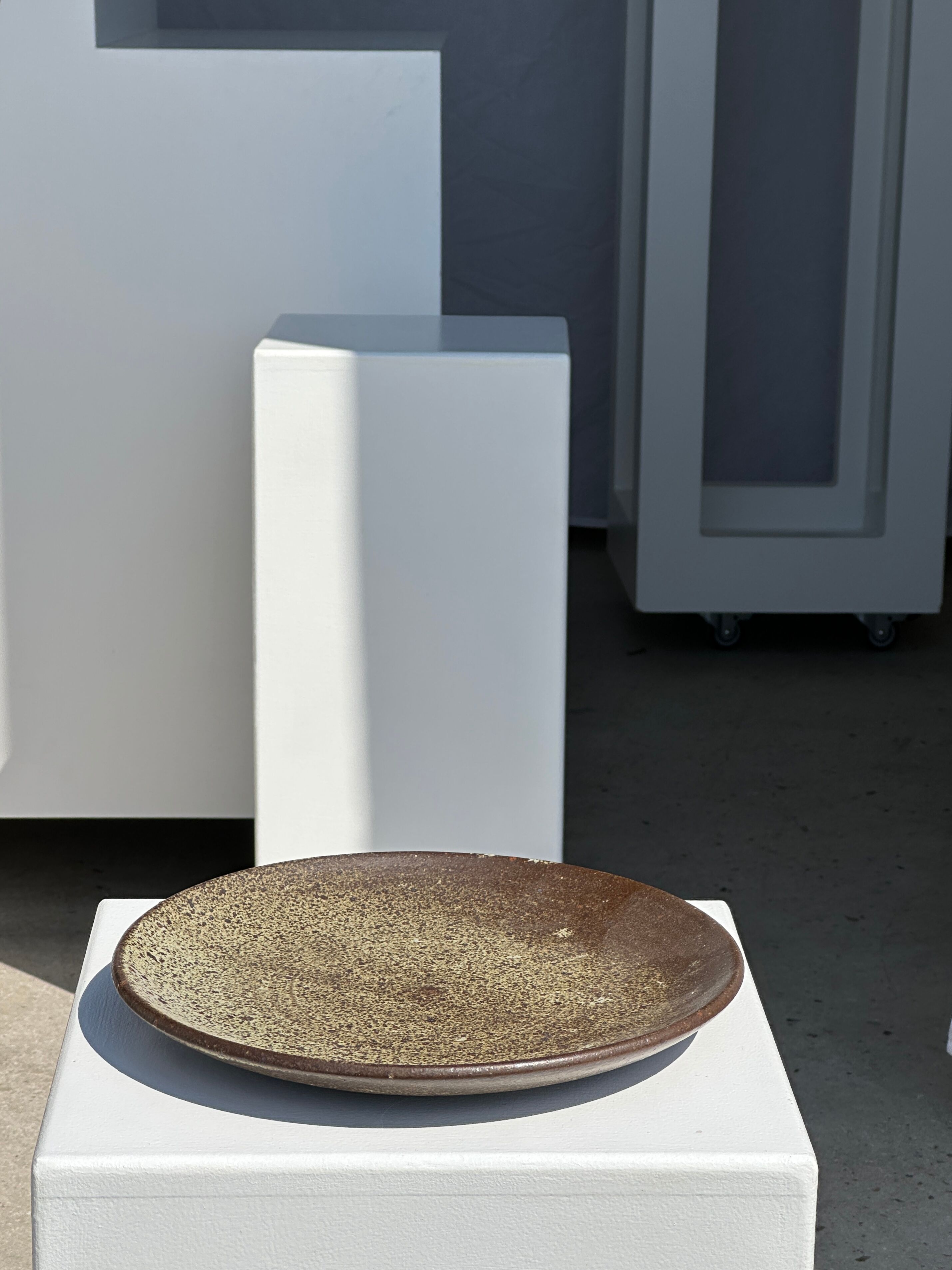 Indonesian green ceramic dish D:26.5