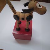 Chien Wakouwa en bois