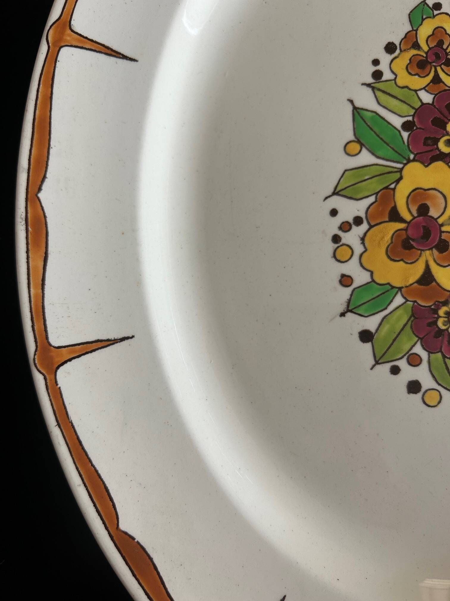 Set of art deco dishes boch fréres la louviére