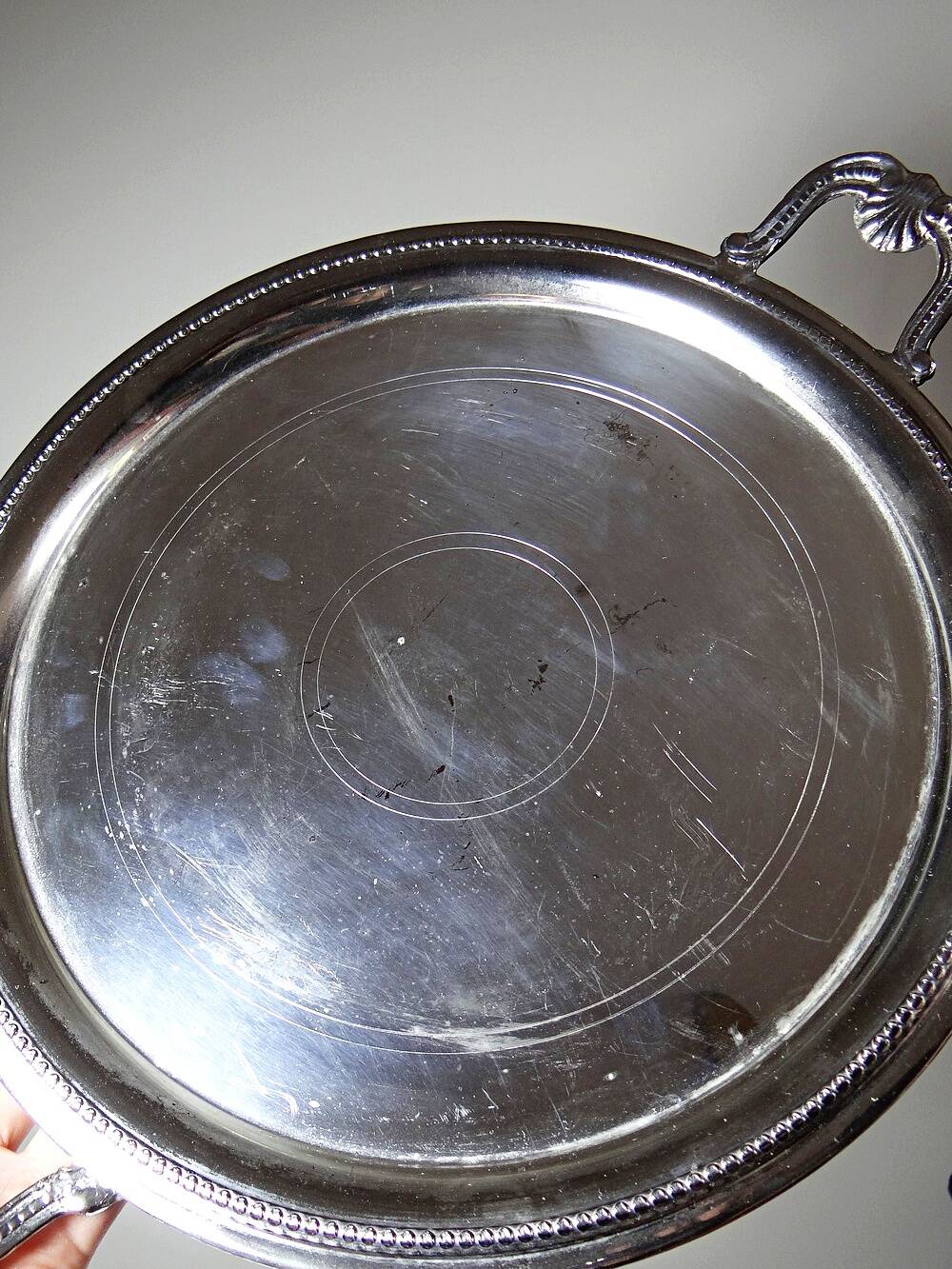 Rare vintage oriental covered serving dish in silver-plated metal, mid-20th century.