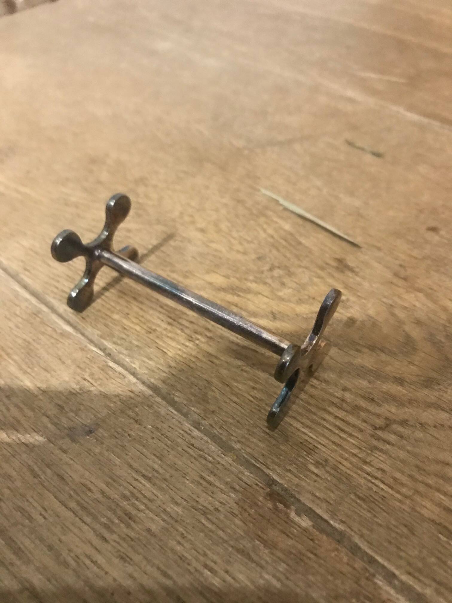 12 silver metal knife holders