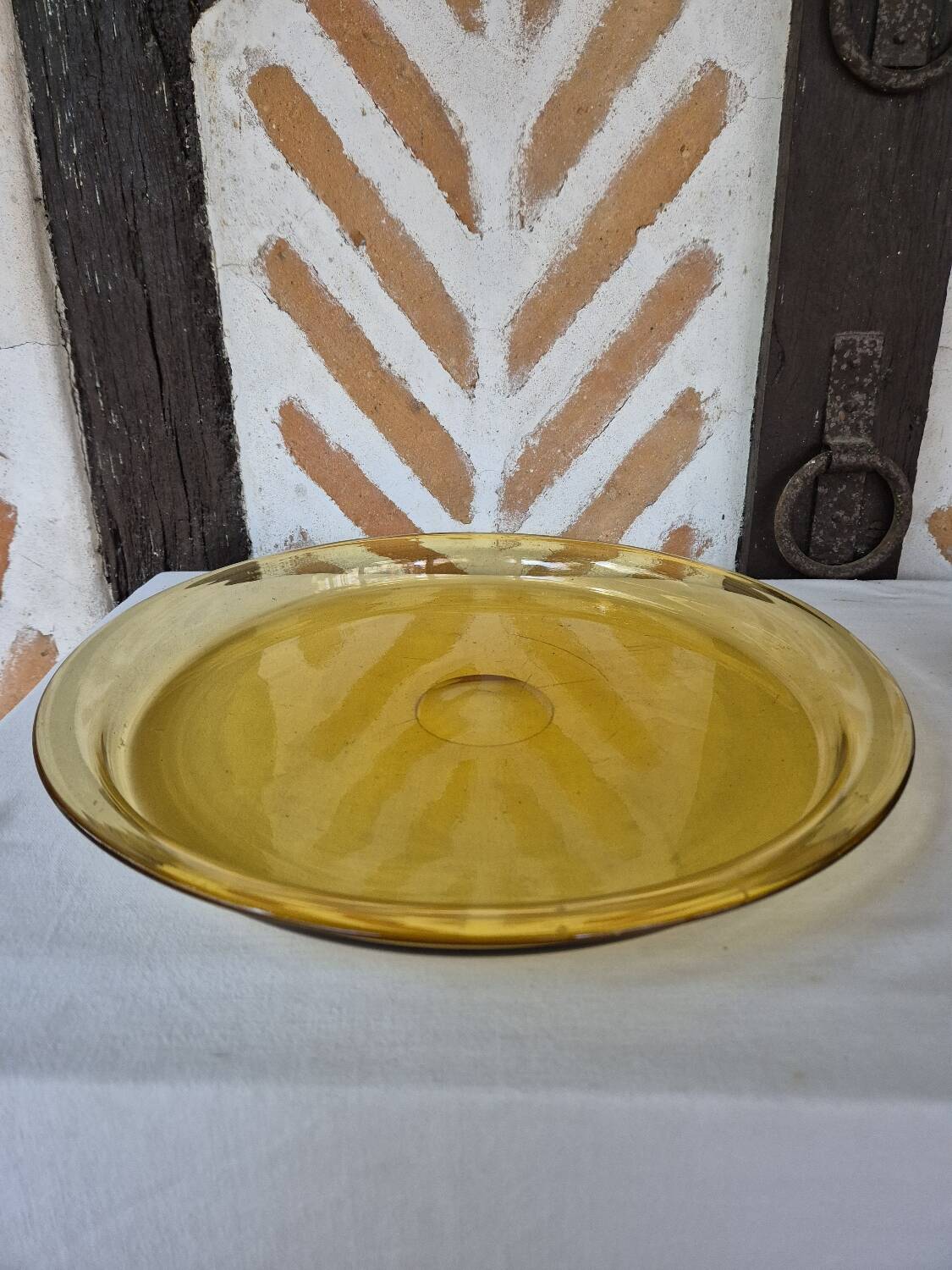 Plat de service ambre