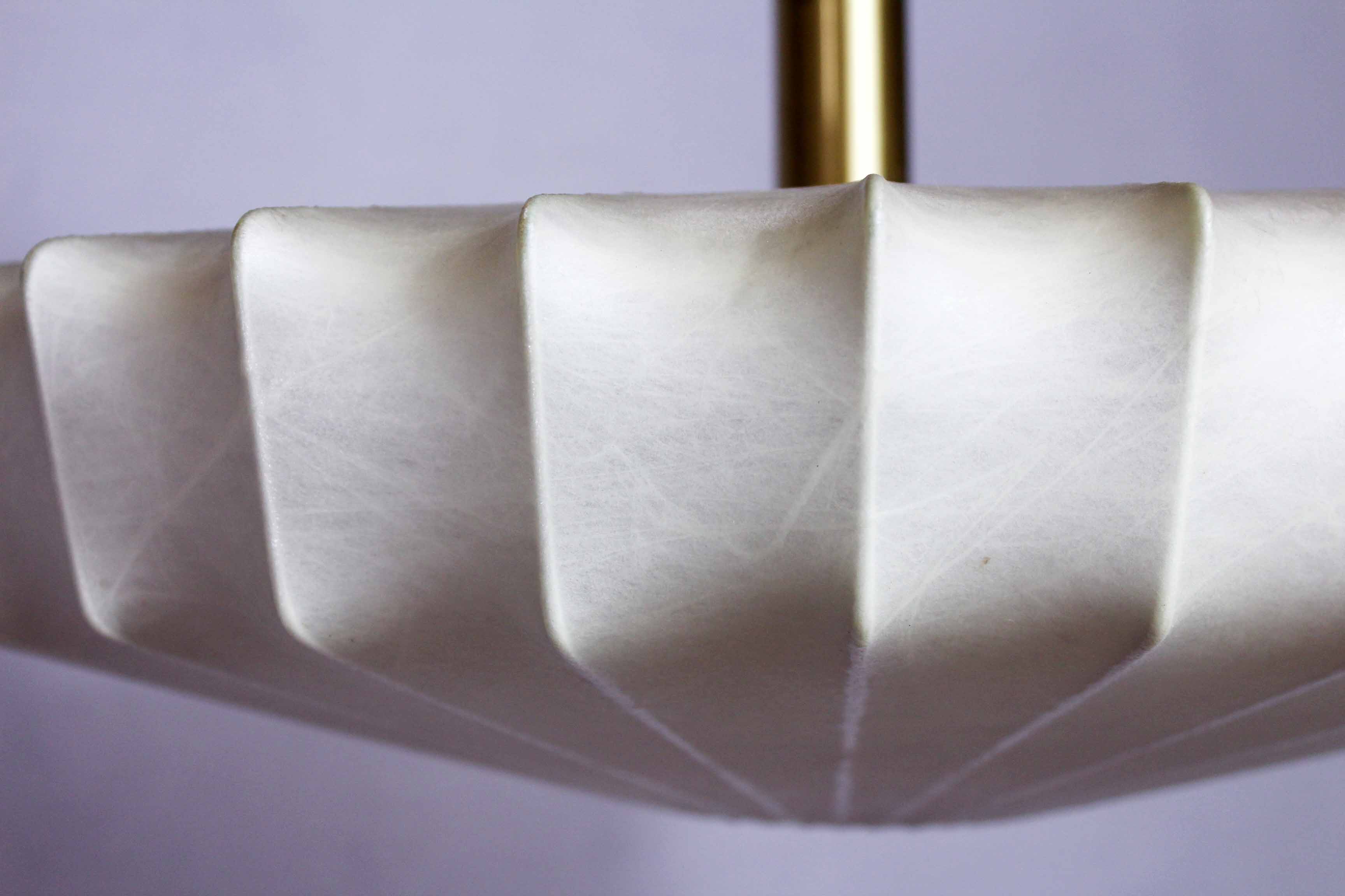 Cocoon hanging lamp 70