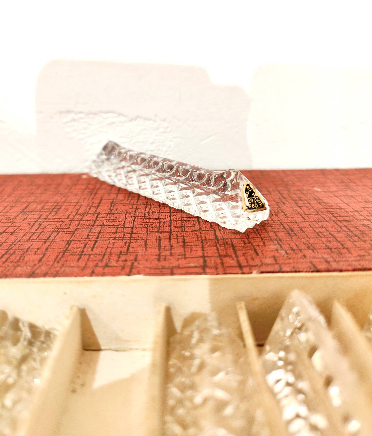 Set of 12 lead crystal knife rests