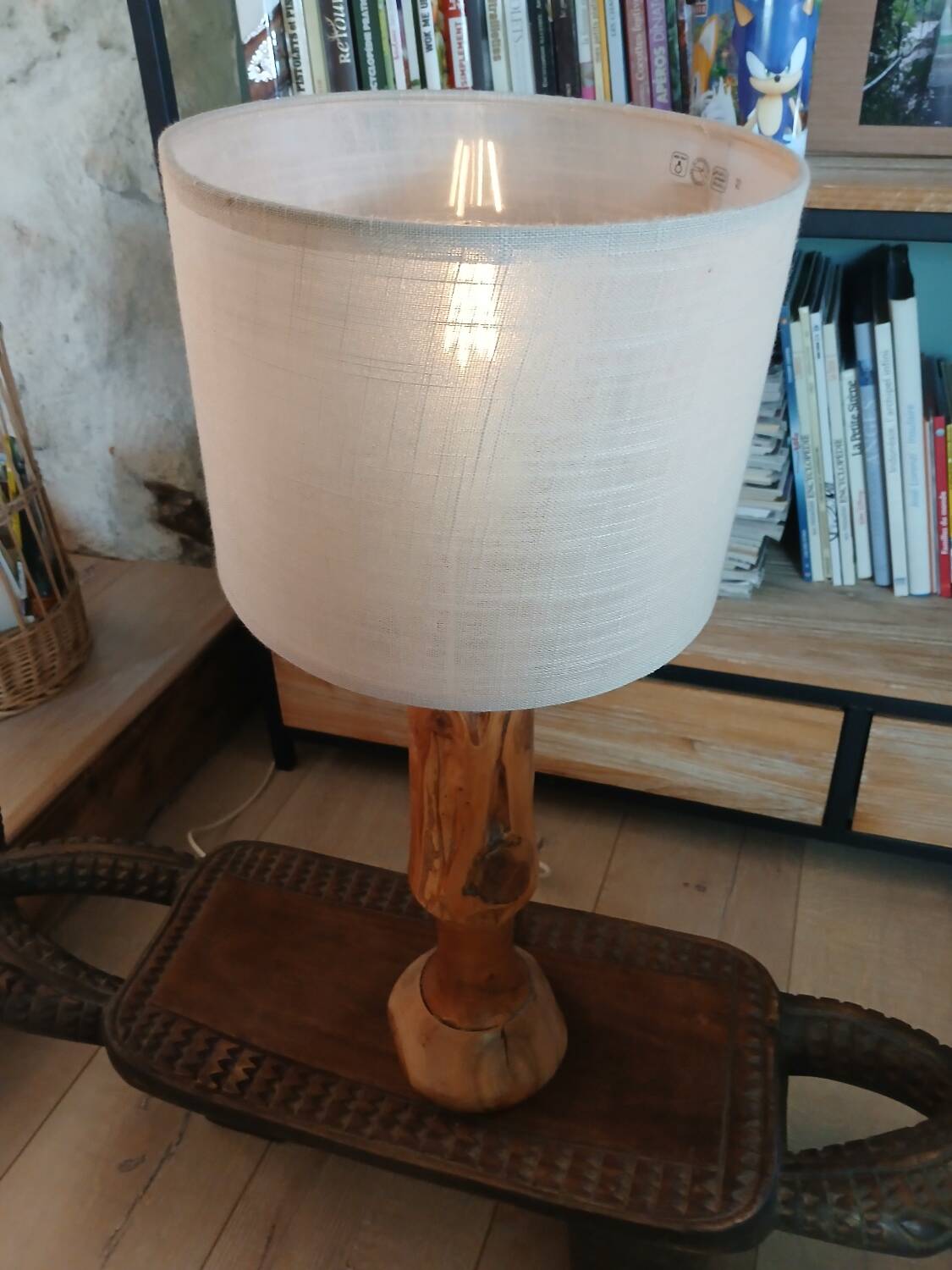 Lampe de table avec pied en bois massif