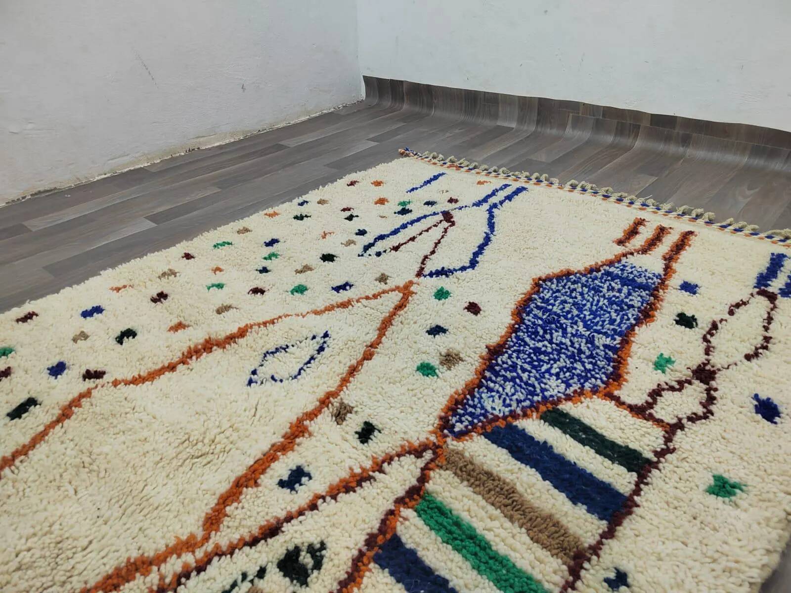 Moroccan rug in pure wool 2.5 x 1.5 m