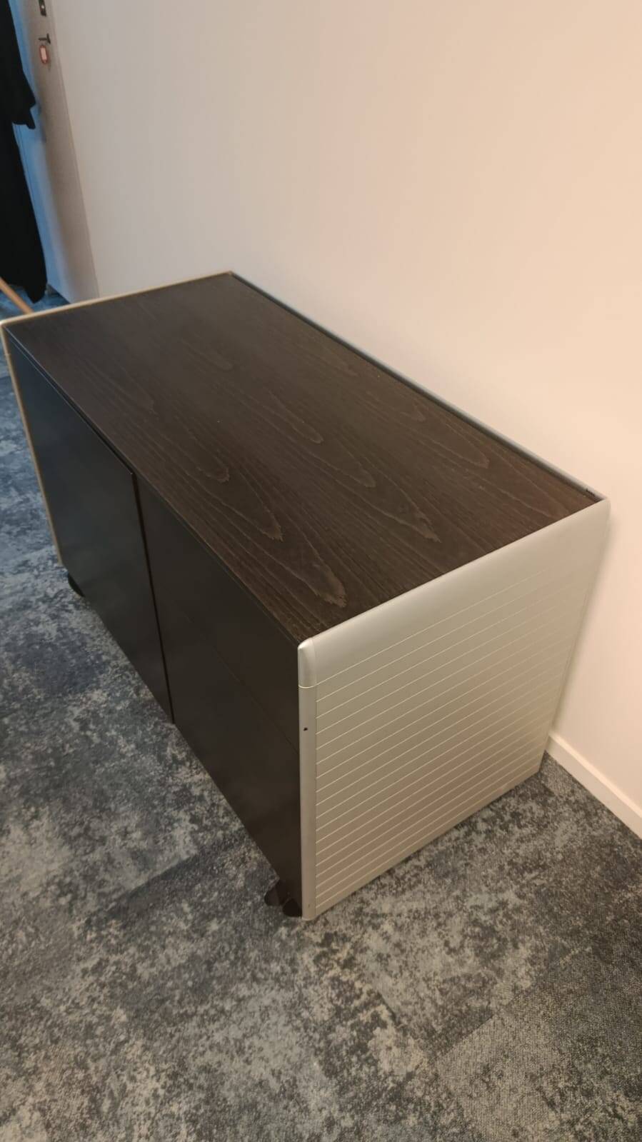 Bureau BENE – Series AL