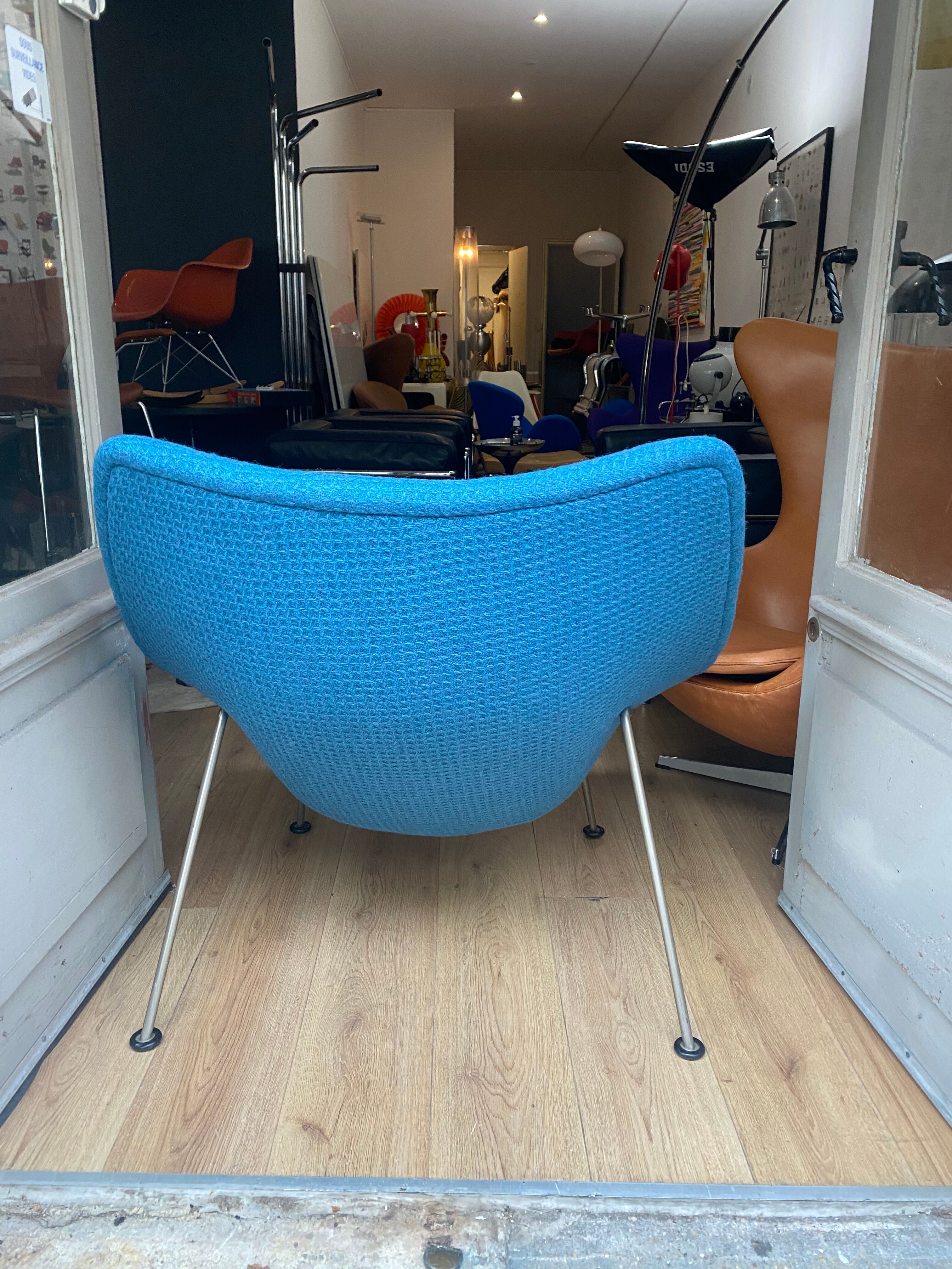 Armchair Oyster Pierre Paulin Artifort edition of the 70s