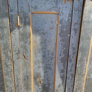 Wooden wardrobe with 3 doors