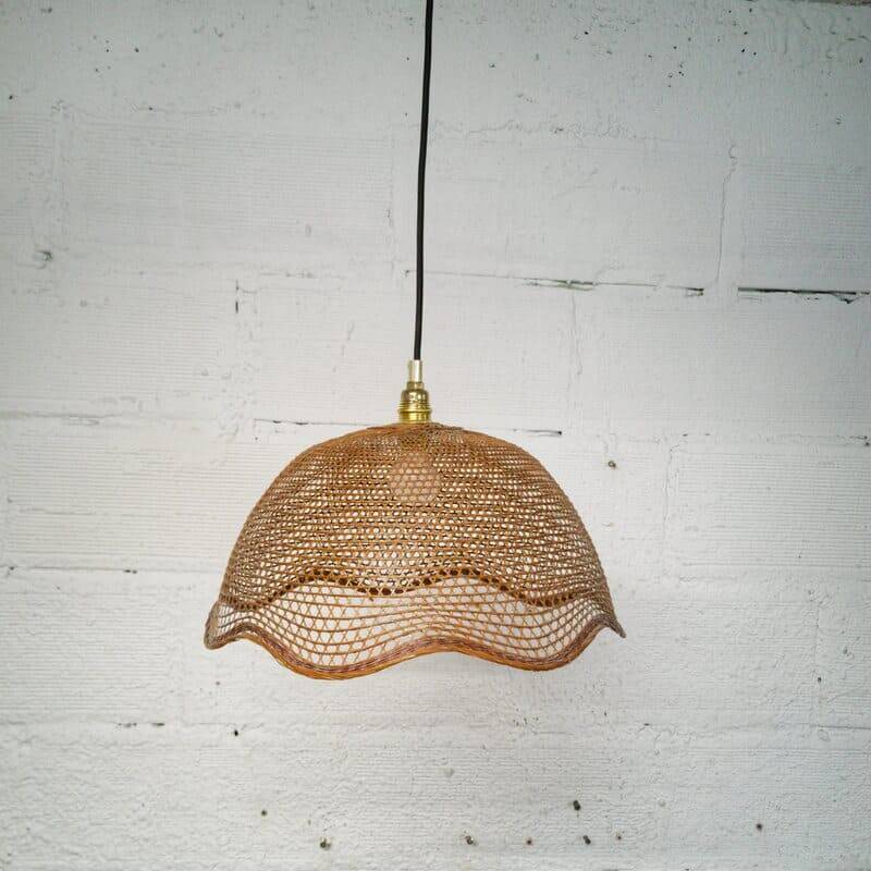 Rattan pendant light