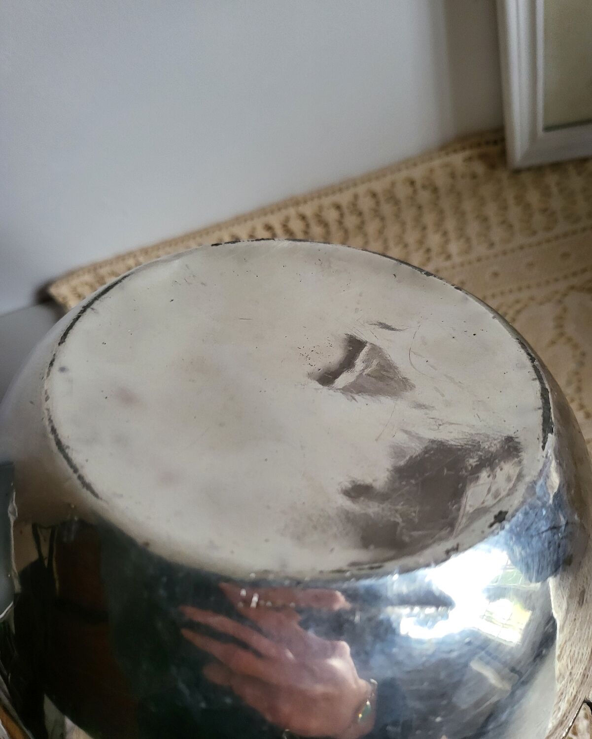 Silver-plated metal planter pot