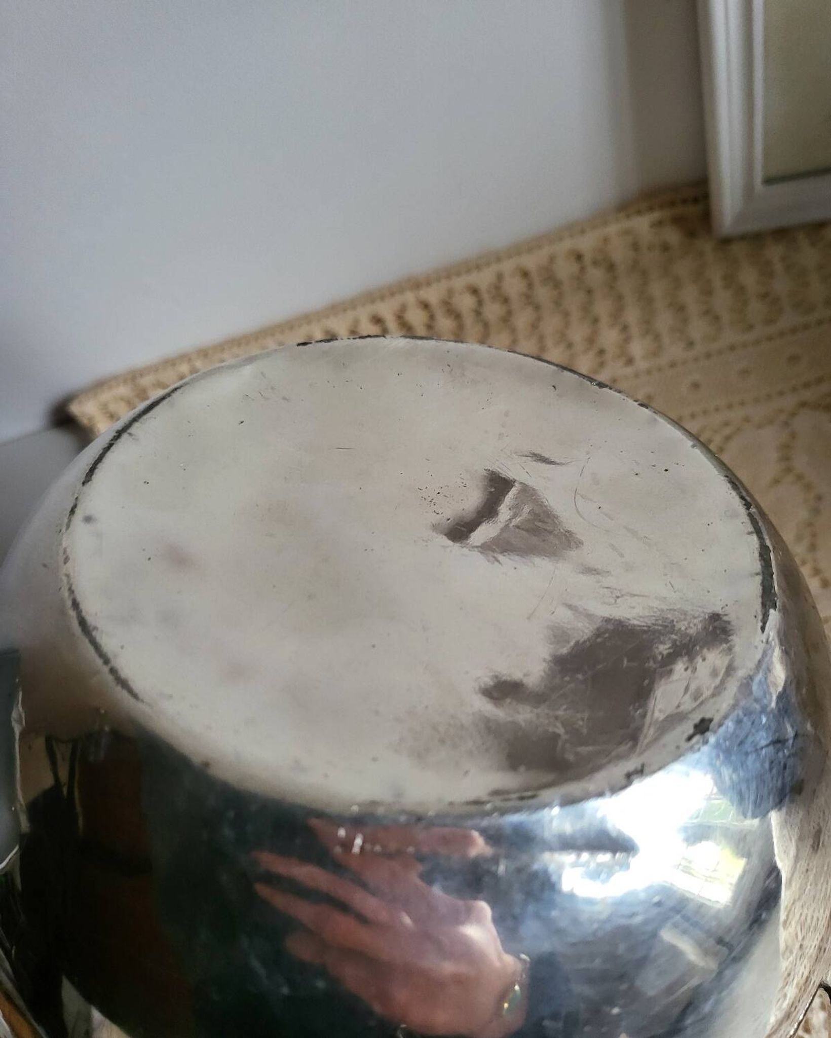 Silver-plated metal planter pot