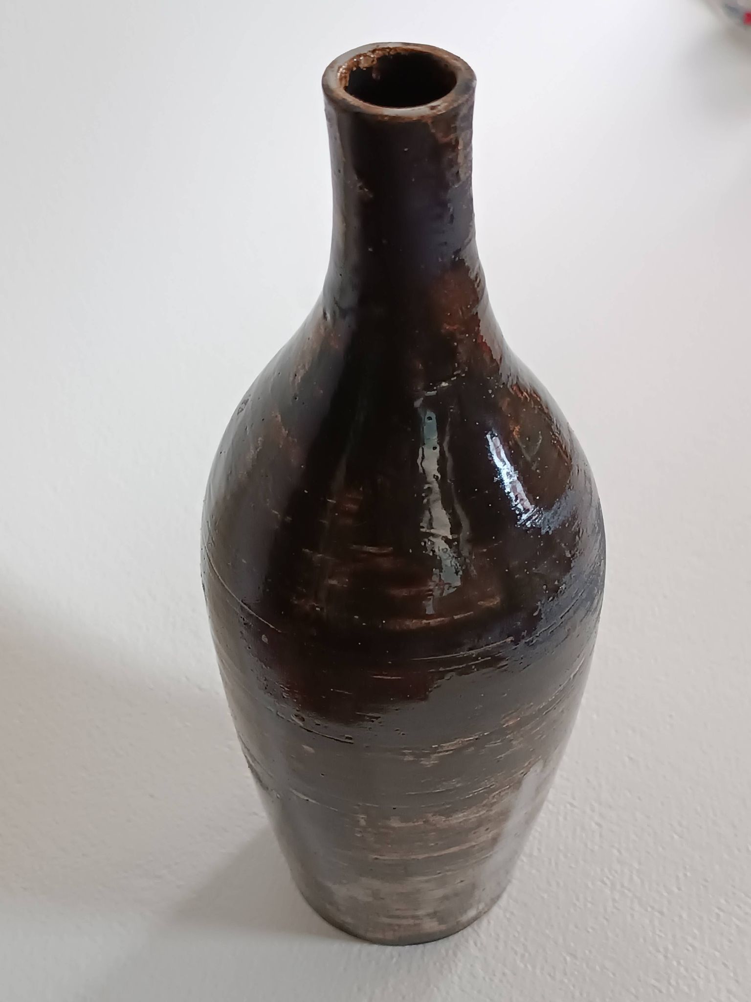 Une bouteille et six gobelets en céramique Gérard Hofmann Vallauris 1950
